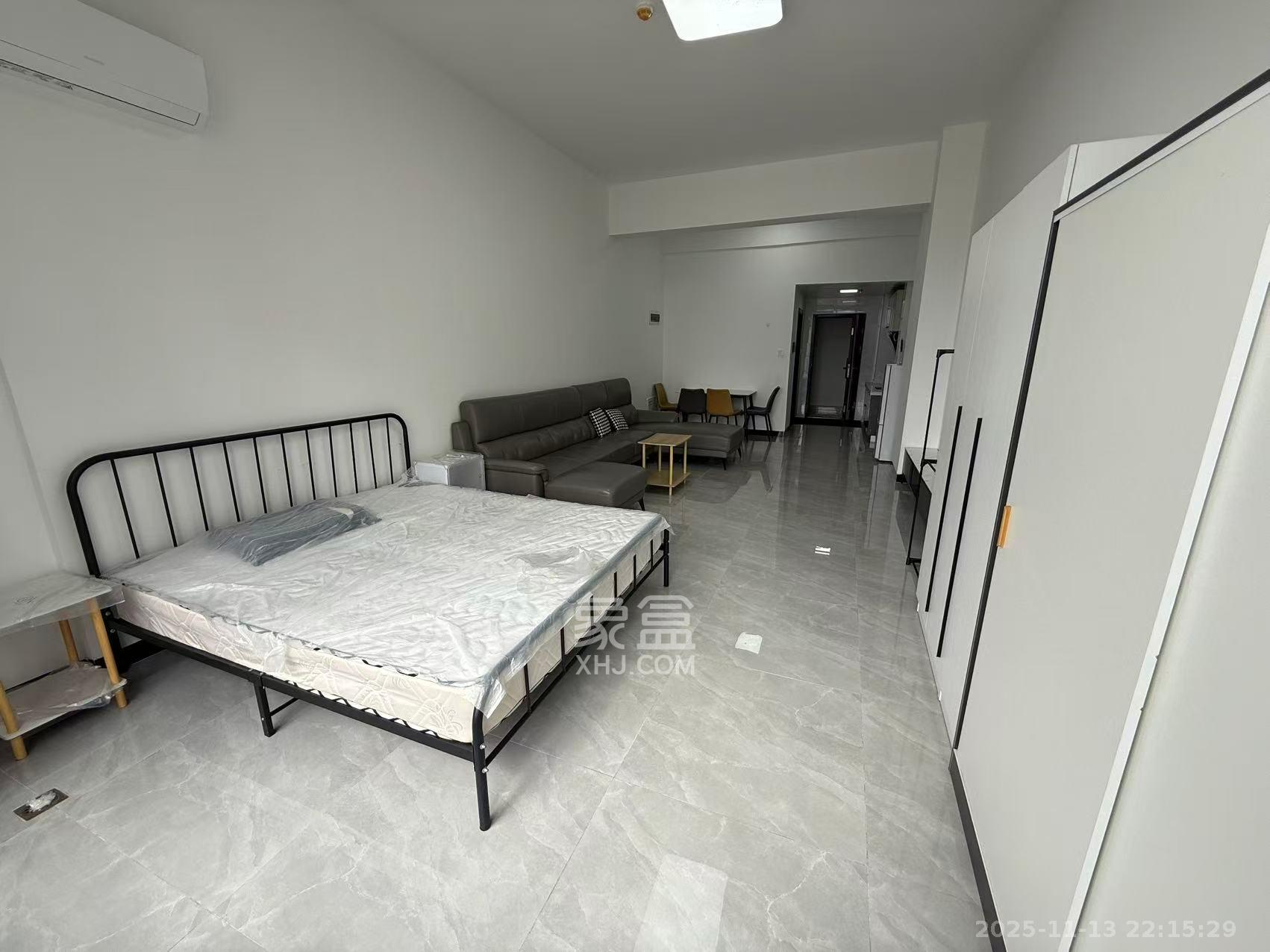 恒大誉府（融誉商业中心）  1室1厅1卫    2100.0元/月室内图