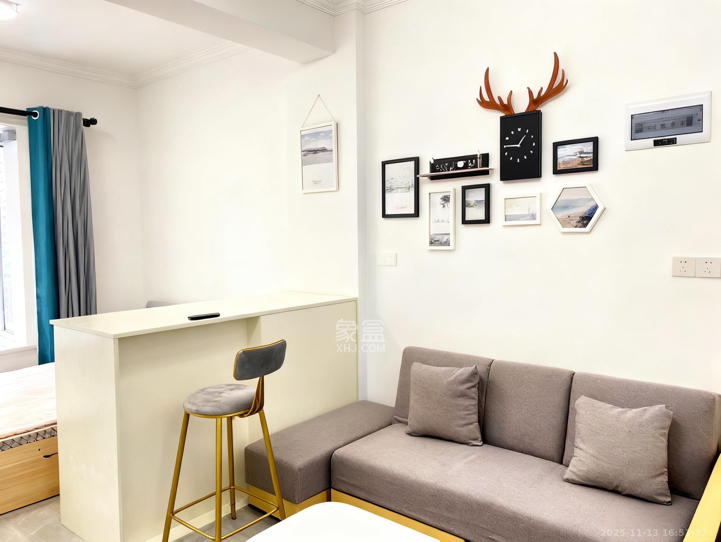 芙蓉万国城MOMA(卓越汇富苑) 1室1厅1卫 1400.0元/月 芙蓉万国城MOMA(卓越汇富苑) 1室1厅1卫 1400.0元/月室内图