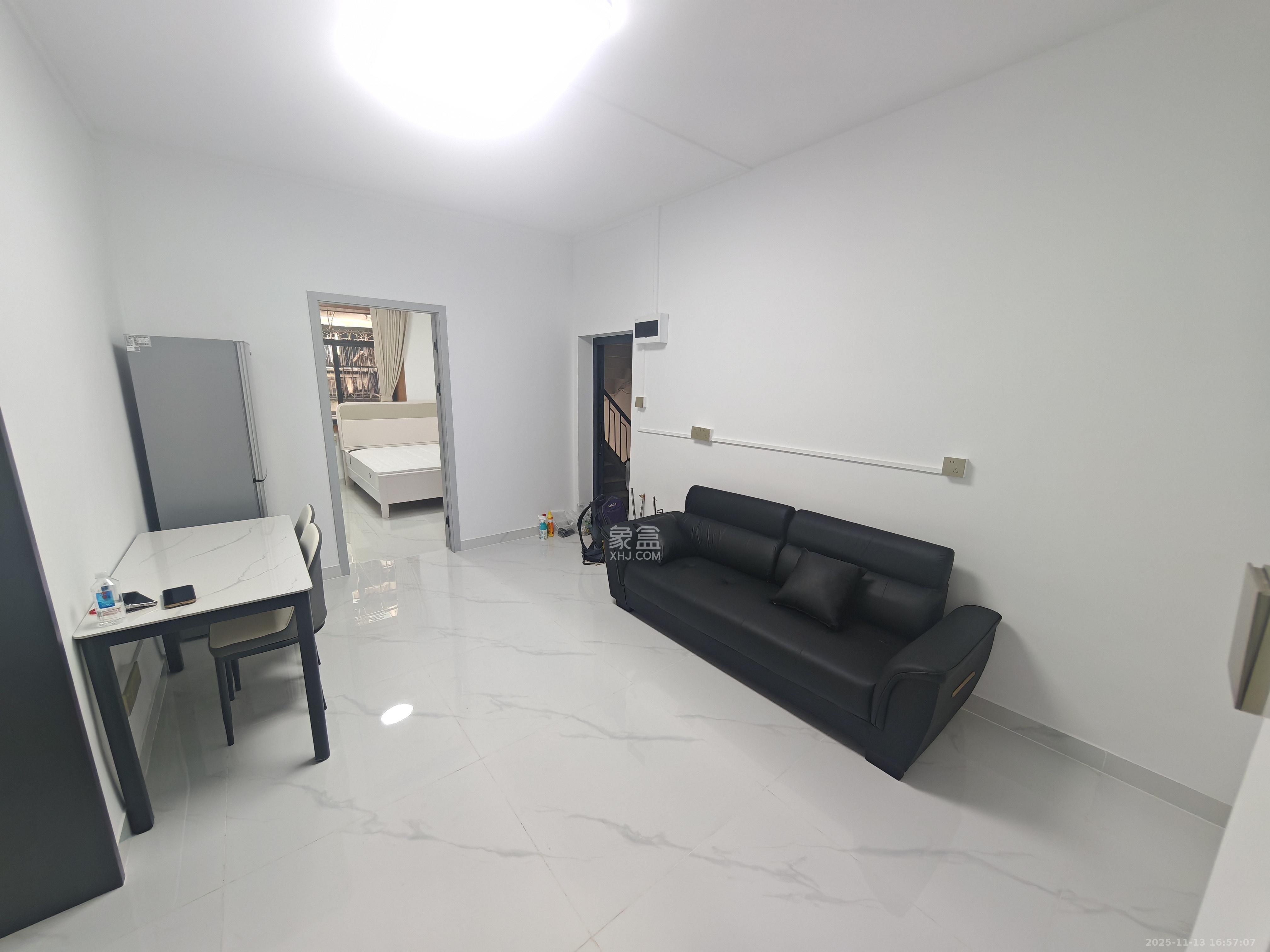 太平街散盘  2室1厅1卫    2480.0元/月