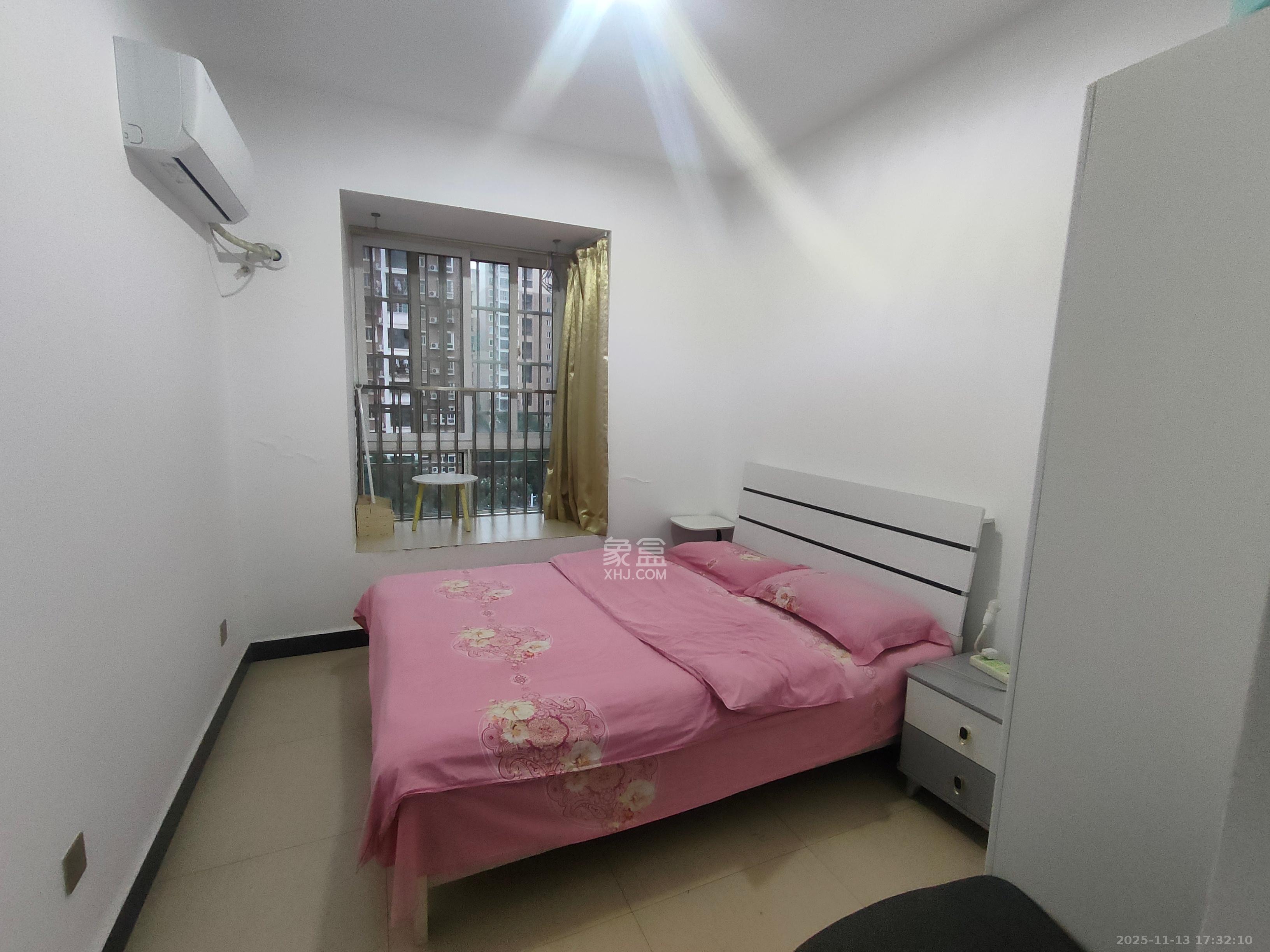 和馨园 4室2厅2卫 2900.0元/月 和馨园 4室2厅2卫 2900.0元/月室内图