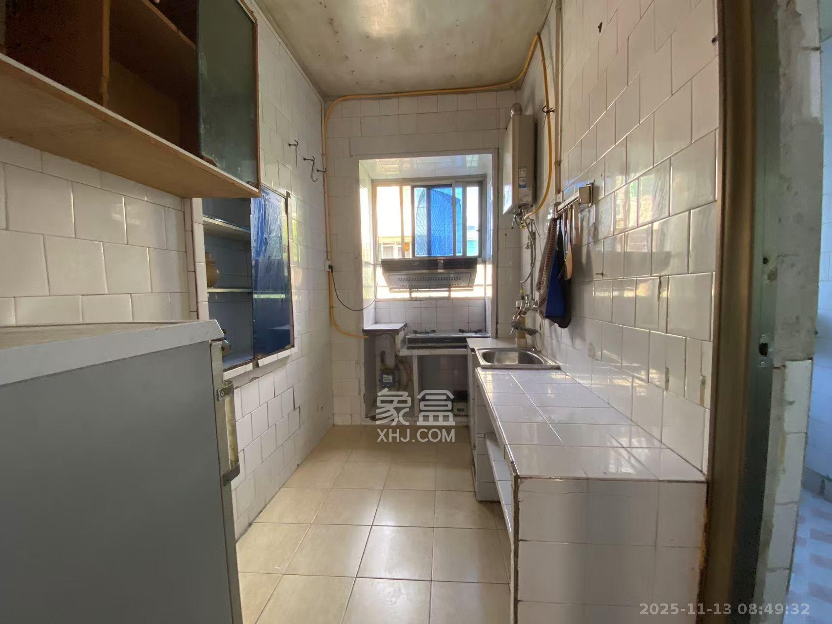 火星五片  2室1厅1卫    1100.0元/月室内图