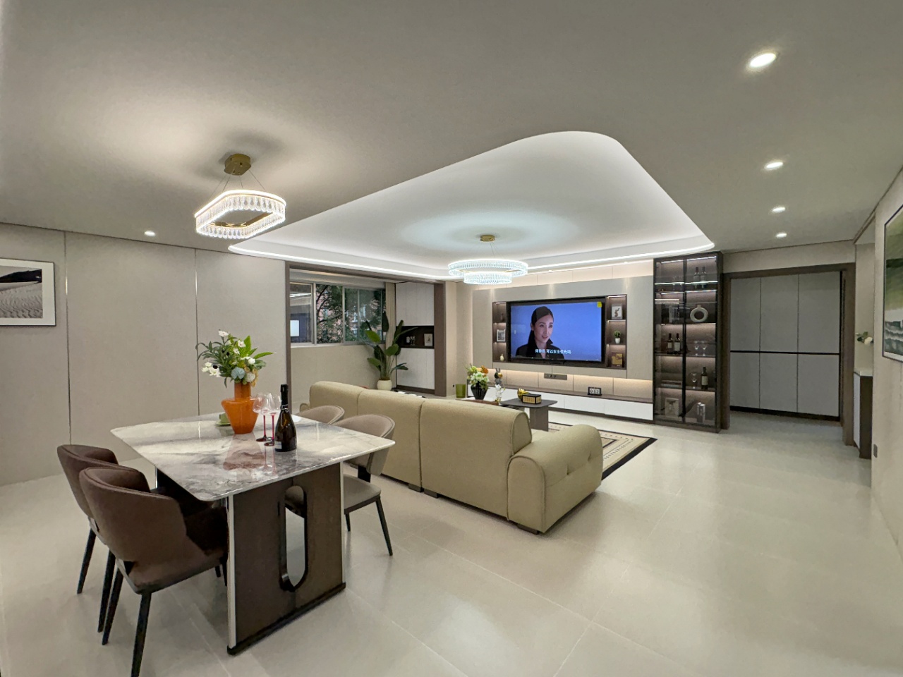 首期10万成交单价4字头新装大3房3号线地铁通程商业广场