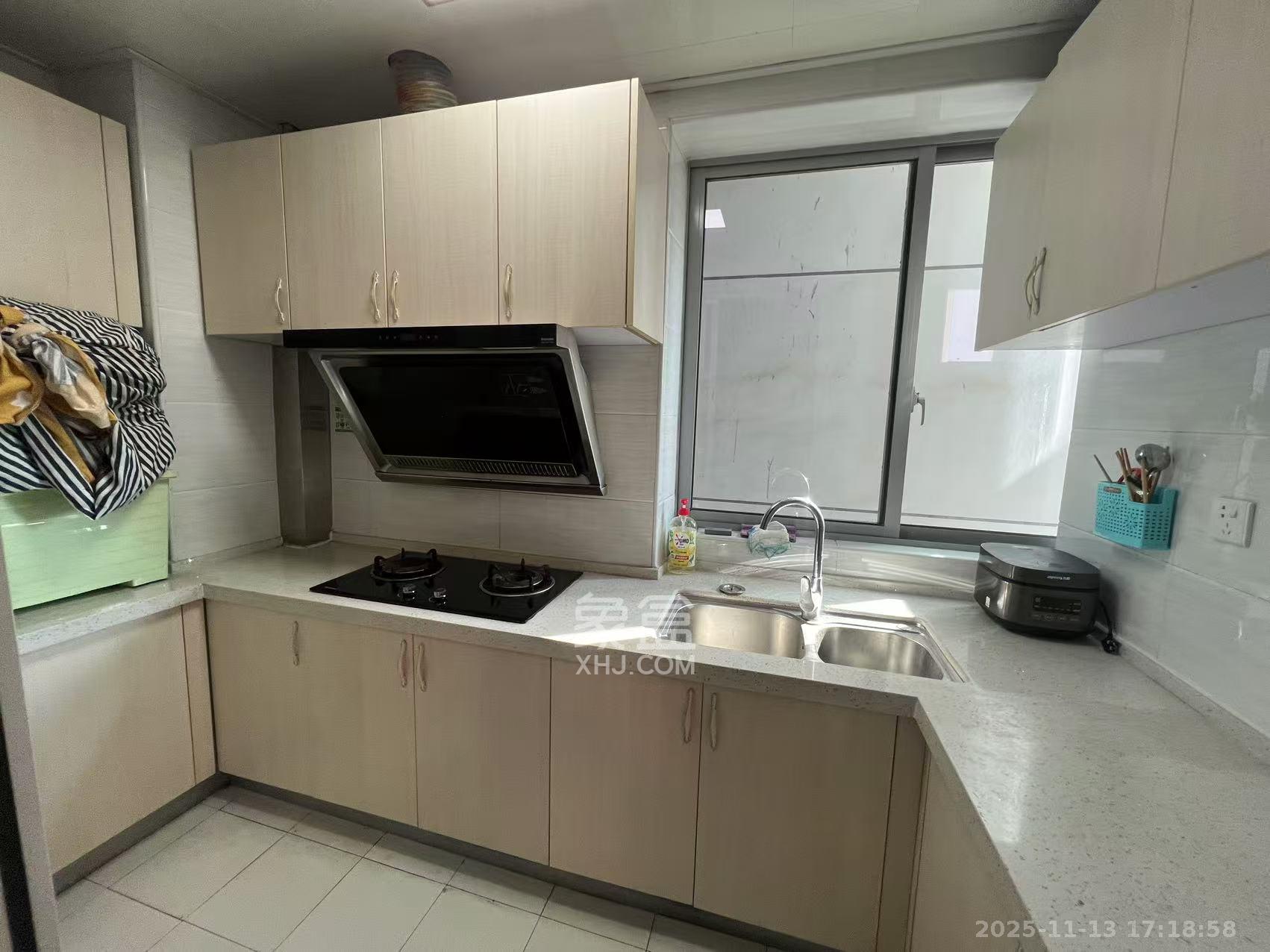 五一中央领御 1室1厅1卫 1800.0元/月 五一中央领御 1室1厅1卫 1800.0元/月室内图