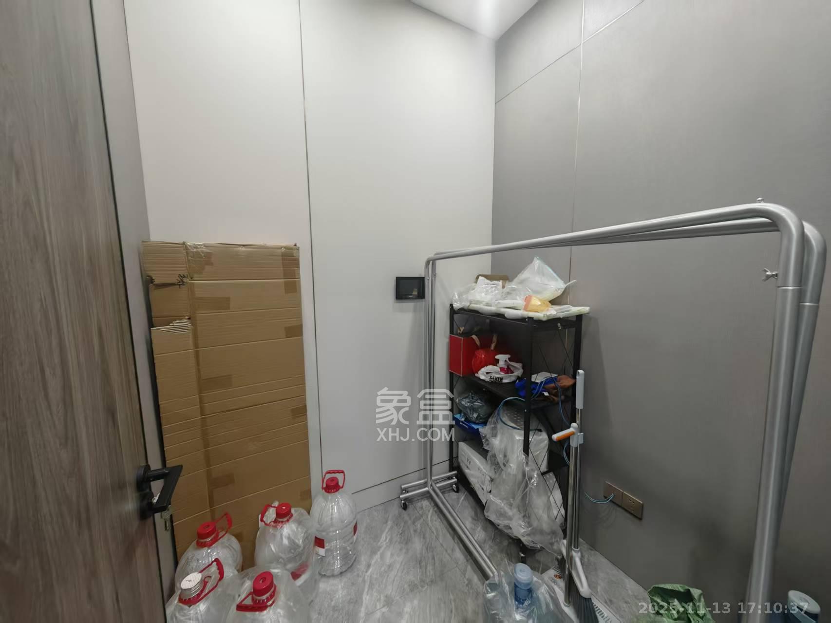 京武浪琴山三期（京武中心）  2室1厅1卫    7200.0元/月室内图