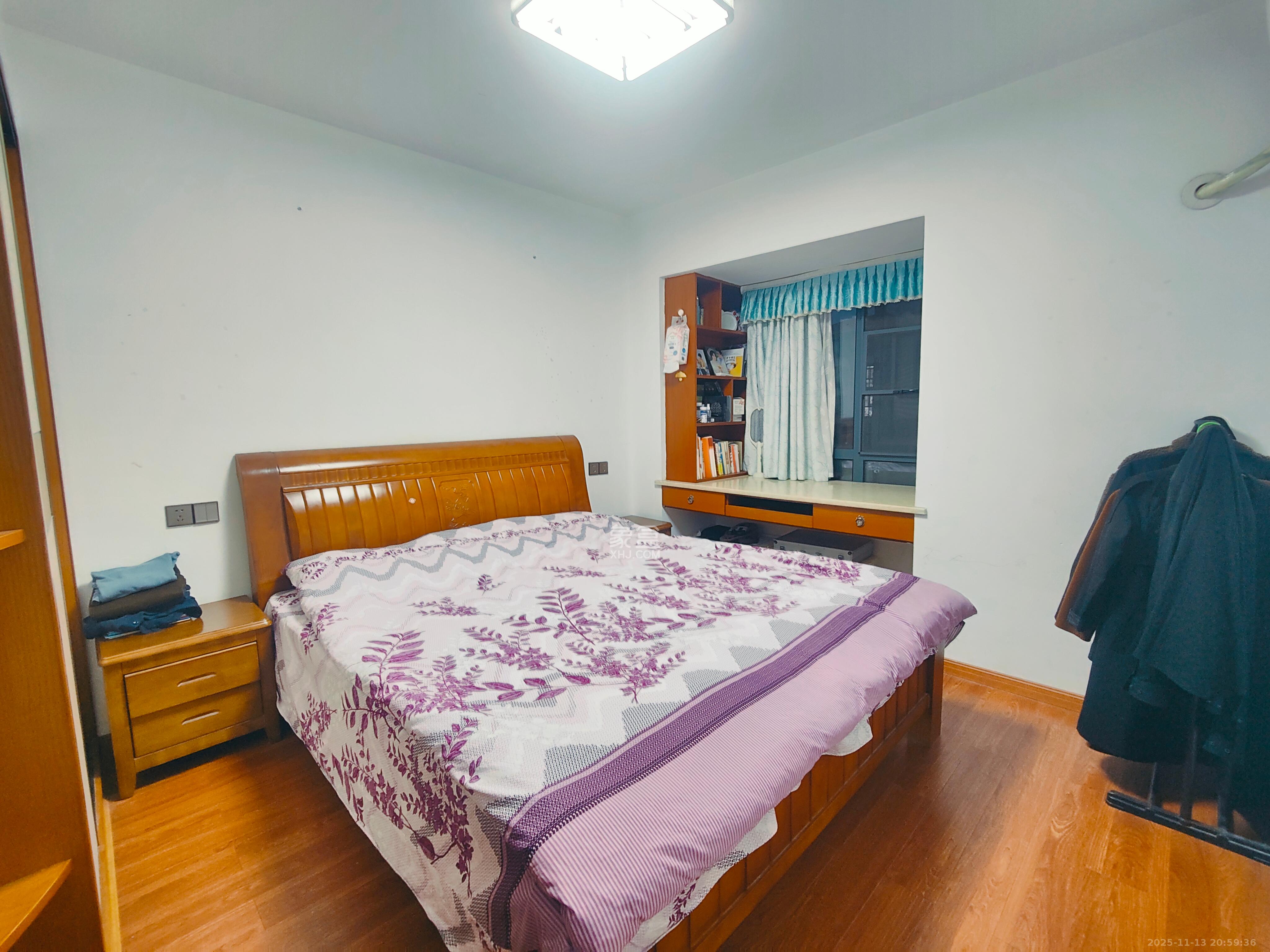 中建芙蓉嘉苑  3室2厅1卫    2000.0元/月室内图