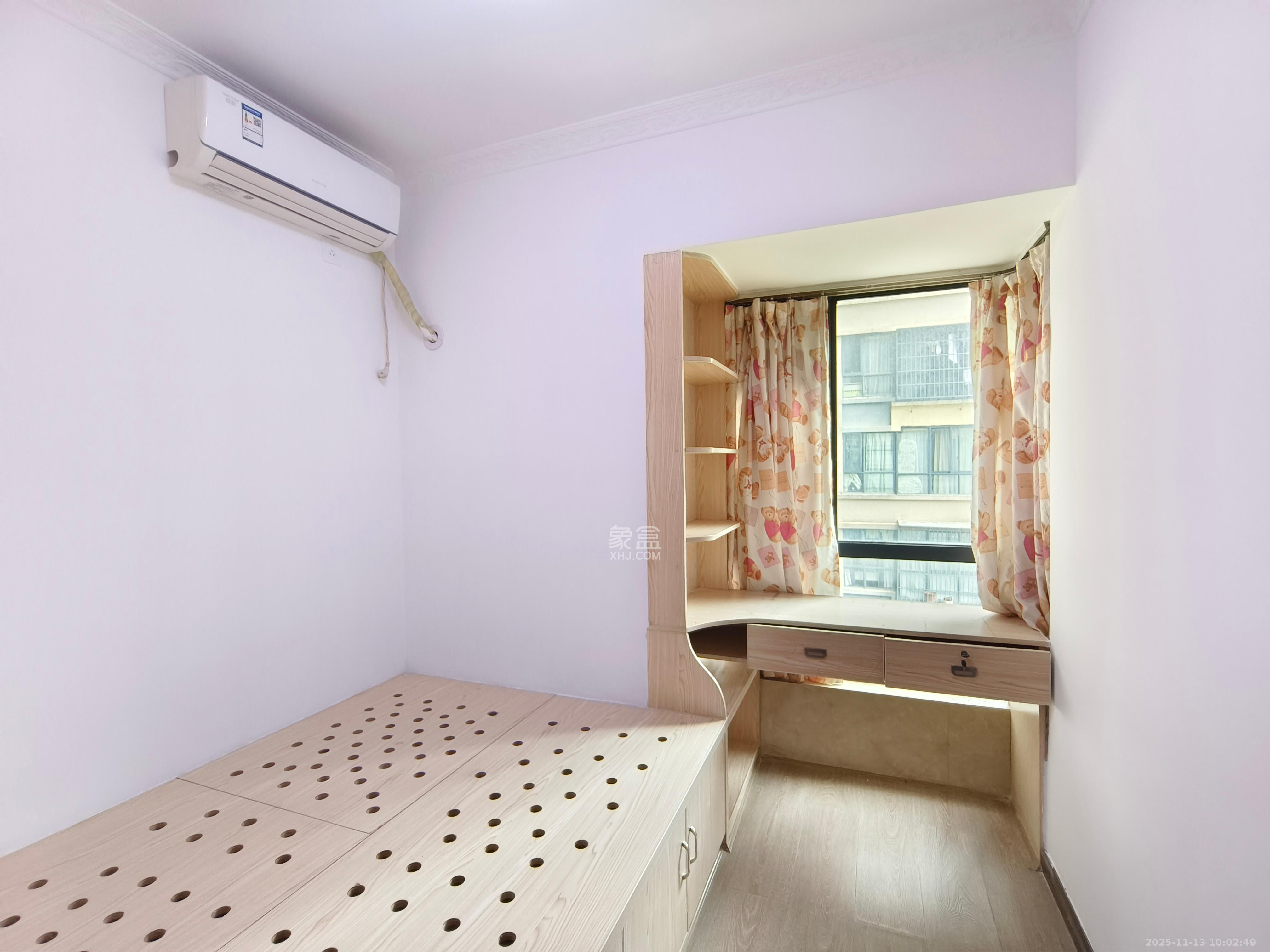 勤诚达新界 3室2厅1卫 2000.0元/月 勤诚达新界 3室2厅1卫 2000.0元/月室内图