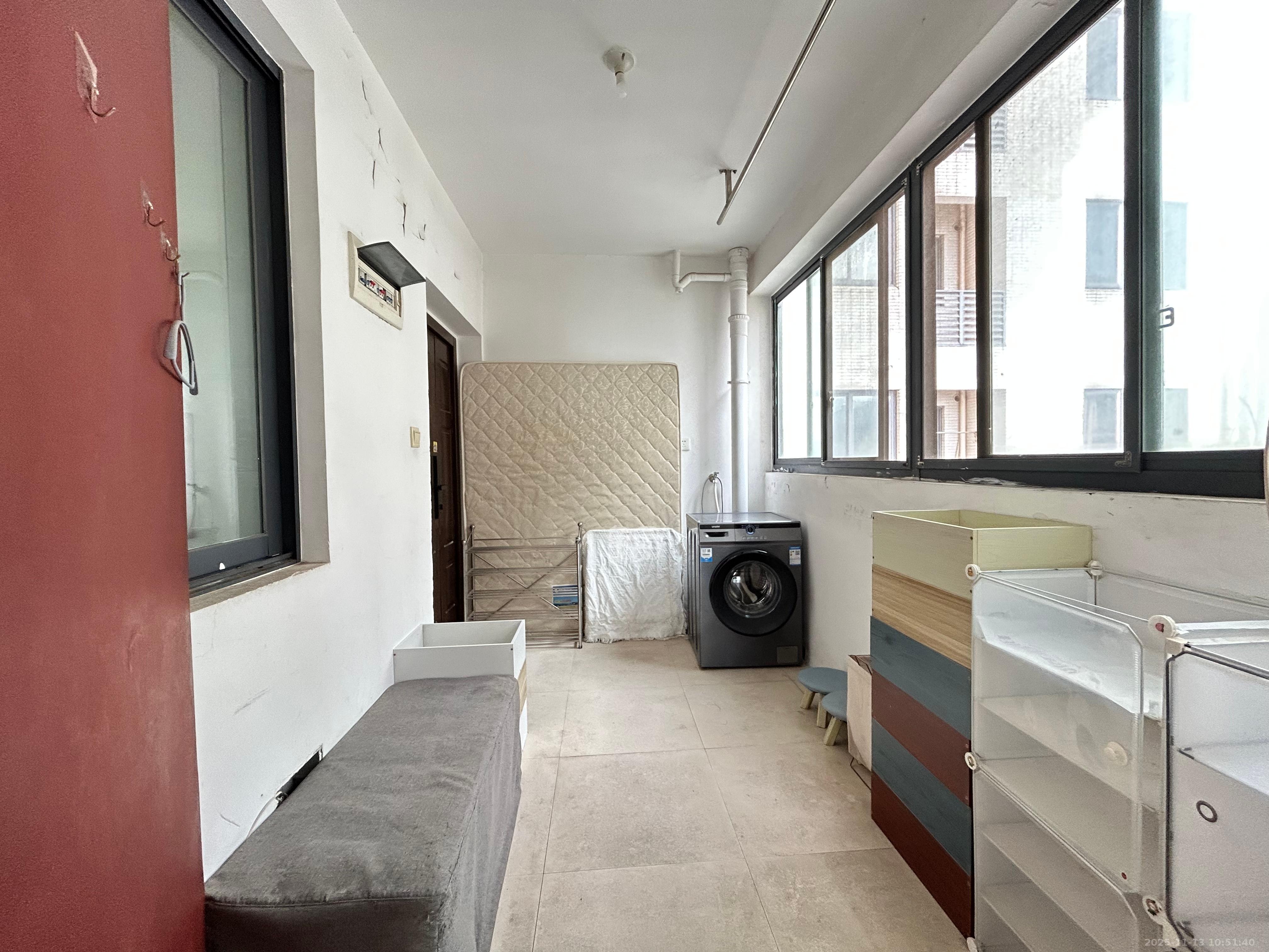 景秀江山  2室2厅1卫    2100.0元/月室内图