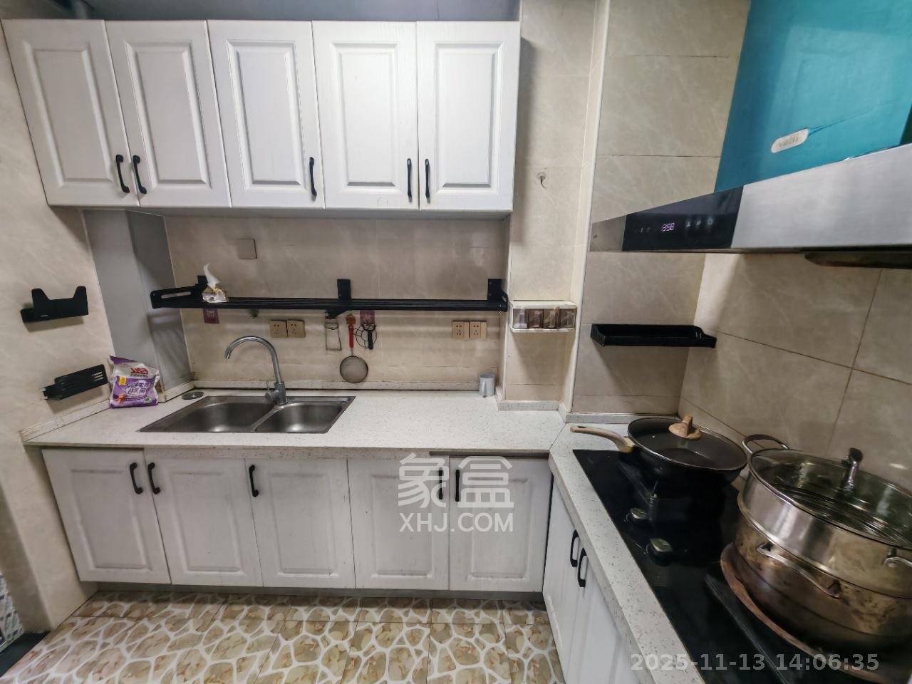 美麓阳光  2室2厅1卫    2400.0元/月室内图