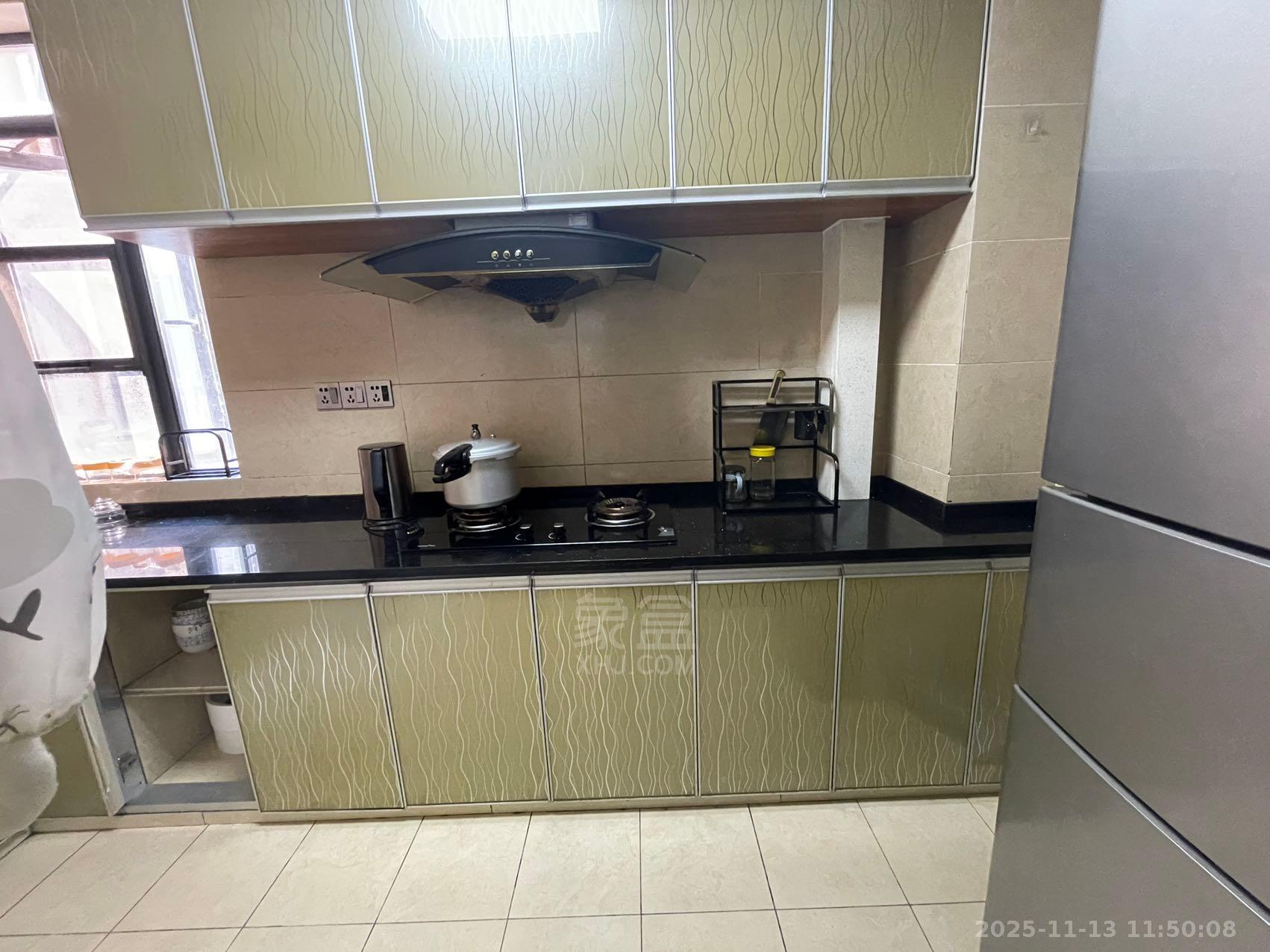 庐山春天早安华晨  1室1厅1卫    1600.0元/月室内图