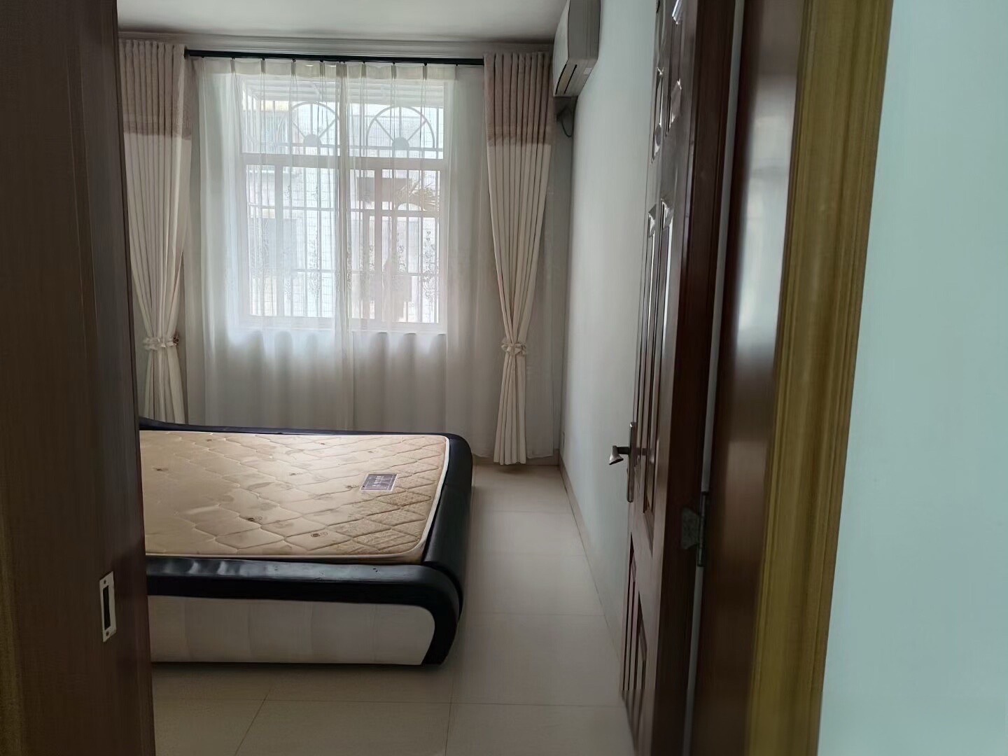 三立公寓小区 3室1厅1卫 2300.0元/月 三立公寓小区 3室1厅1卫 2300.0元/月室内图