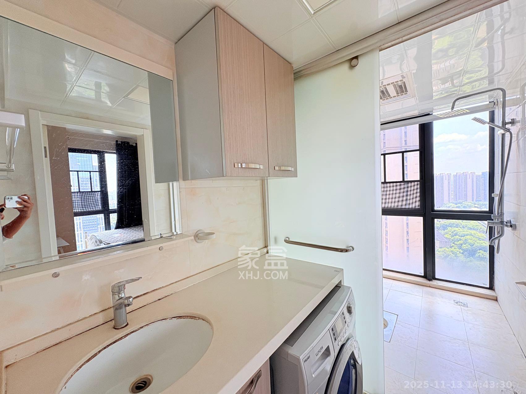 融科东南海  2室1厅1卫    2000.0元/月室内图