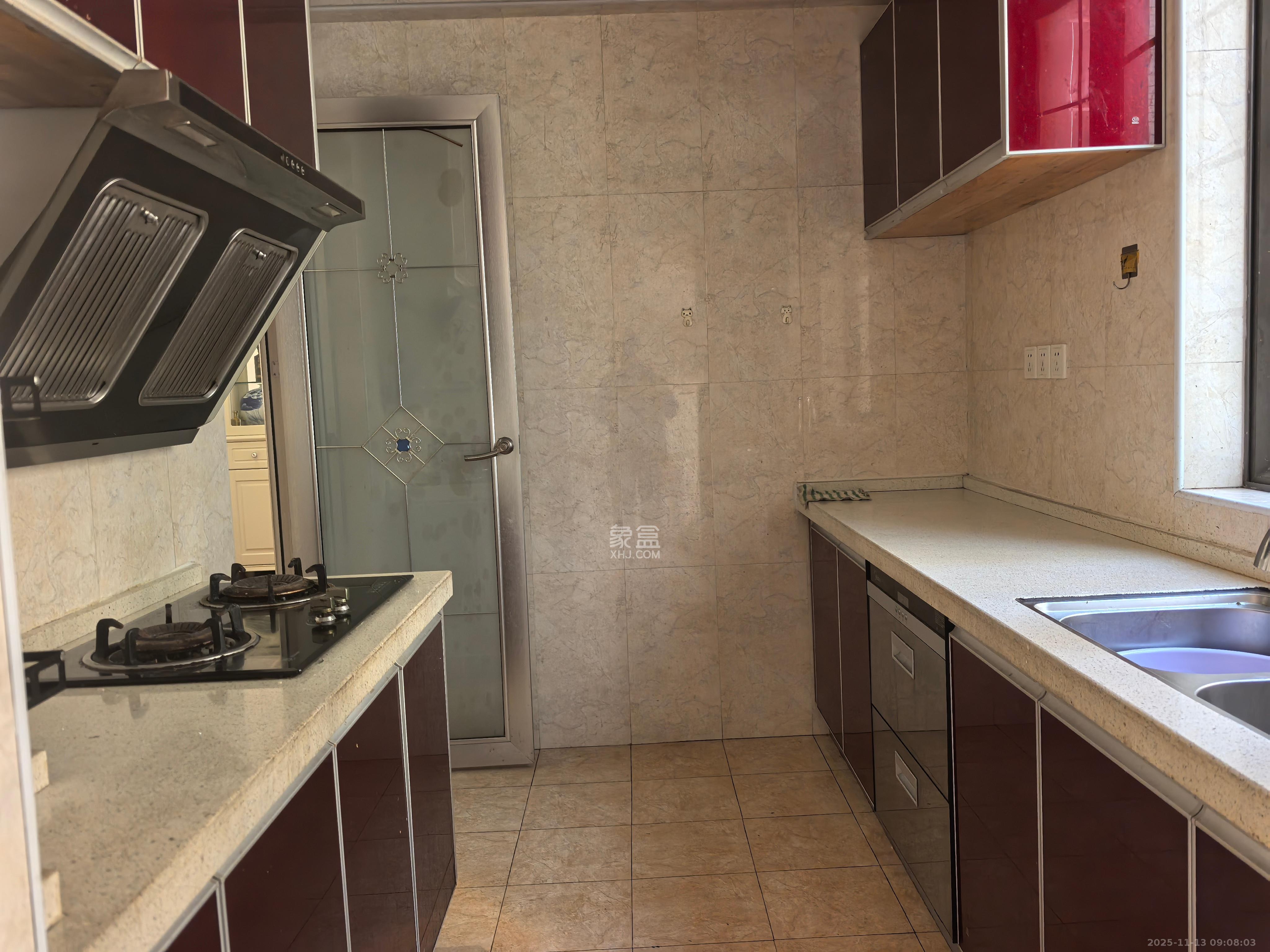 宏聚地中海  2室2厅1卫    2100.0元/月室内图