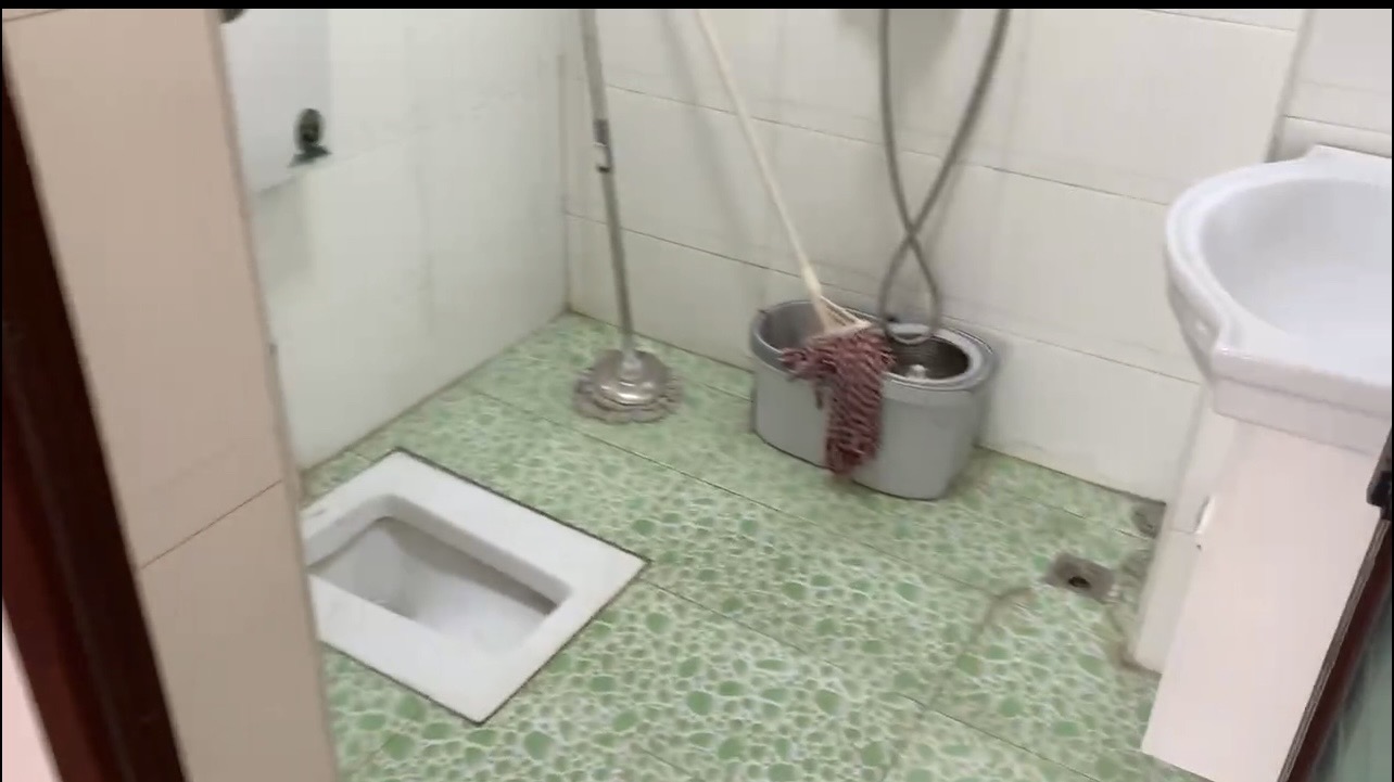 第五大道  2室2厅1卫    92.0万客厅