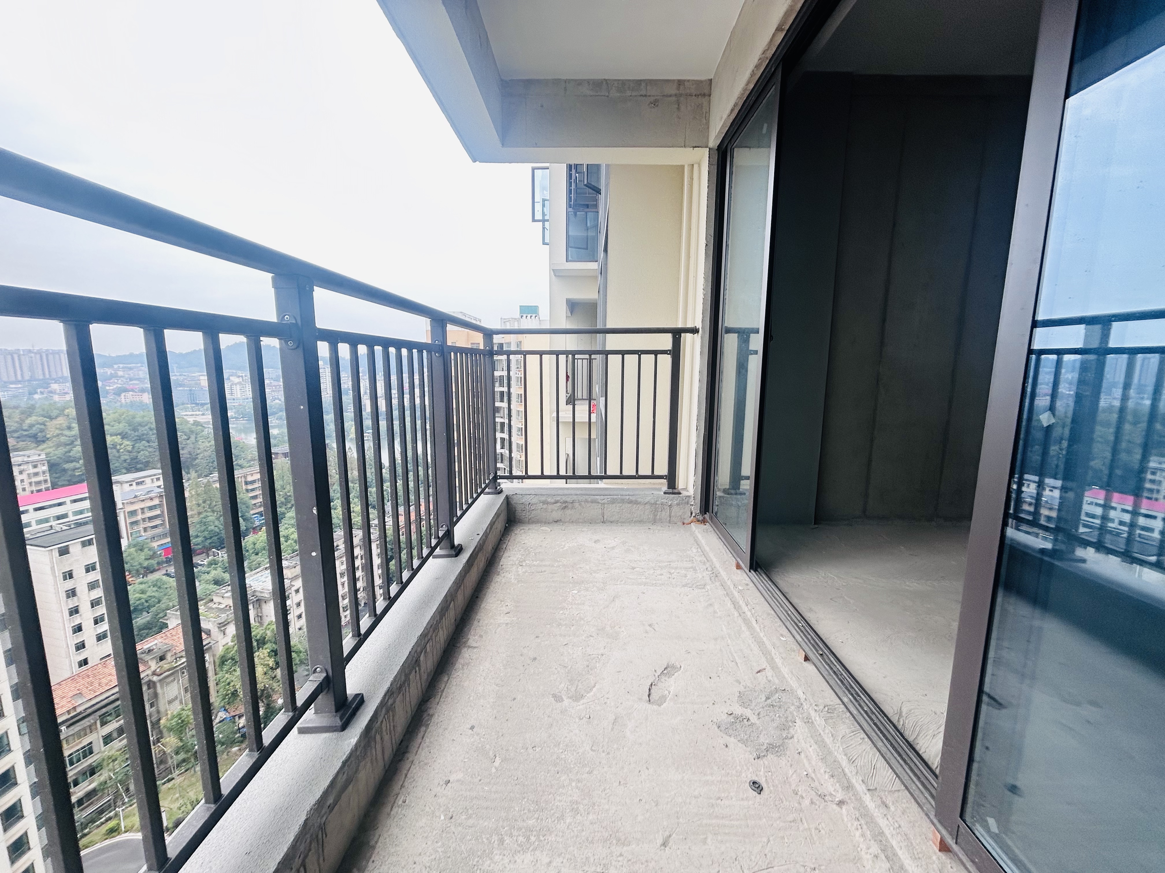 龙麟府 2室2厅1卫 48.0万 龙麟府 2室2厅1卫 48.0万室内图