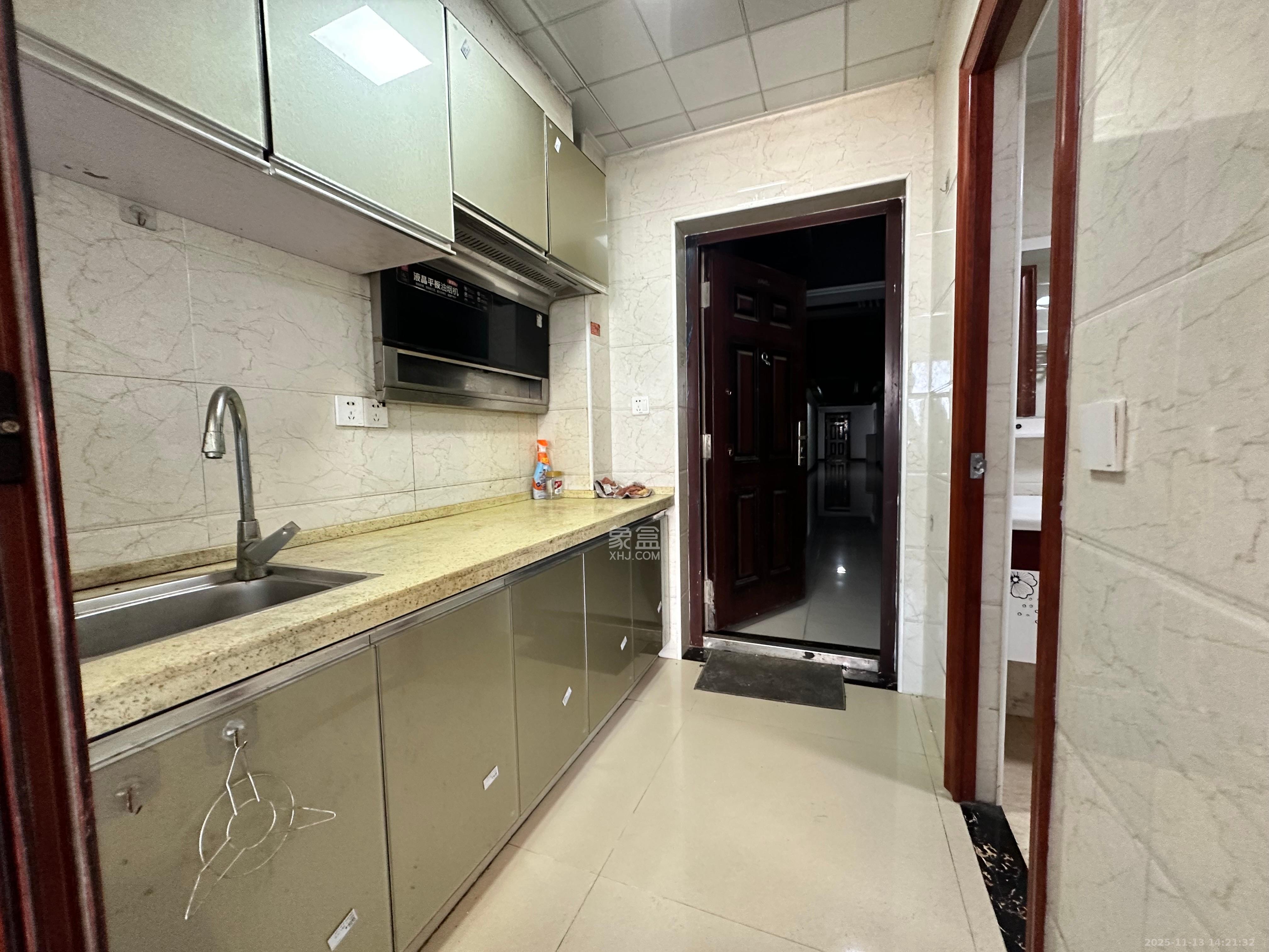 大汉金桥国际市场集群  1室1厅1卫    900.0元/月室内图