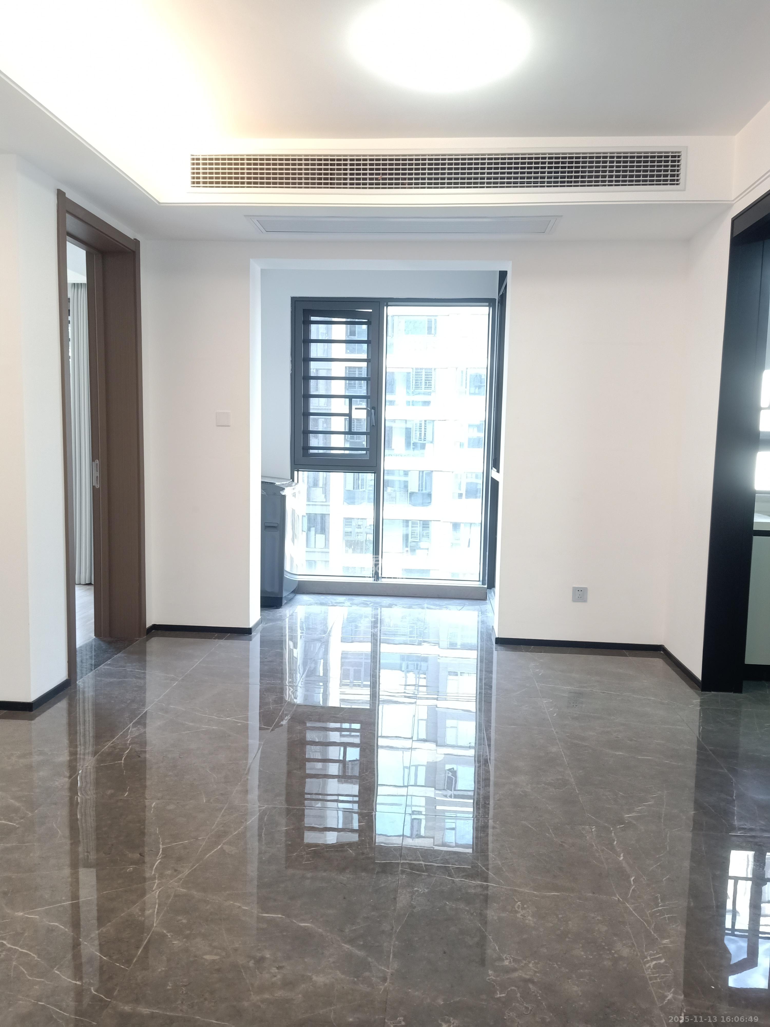 中海寰宇天下 4室2厅2卫 3500.0元/月 中海寰宇天下 4室2厅2卫 3500.0元/月室内图