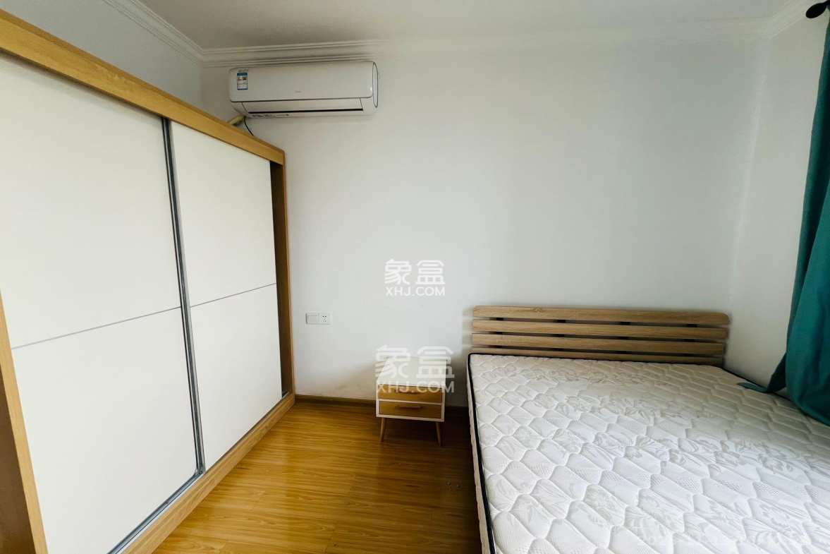 金地格林公馆 3室2厅2卫 3200.0元/月 金地格林公馆 3室2厅2卫 3200.0元/月室内图