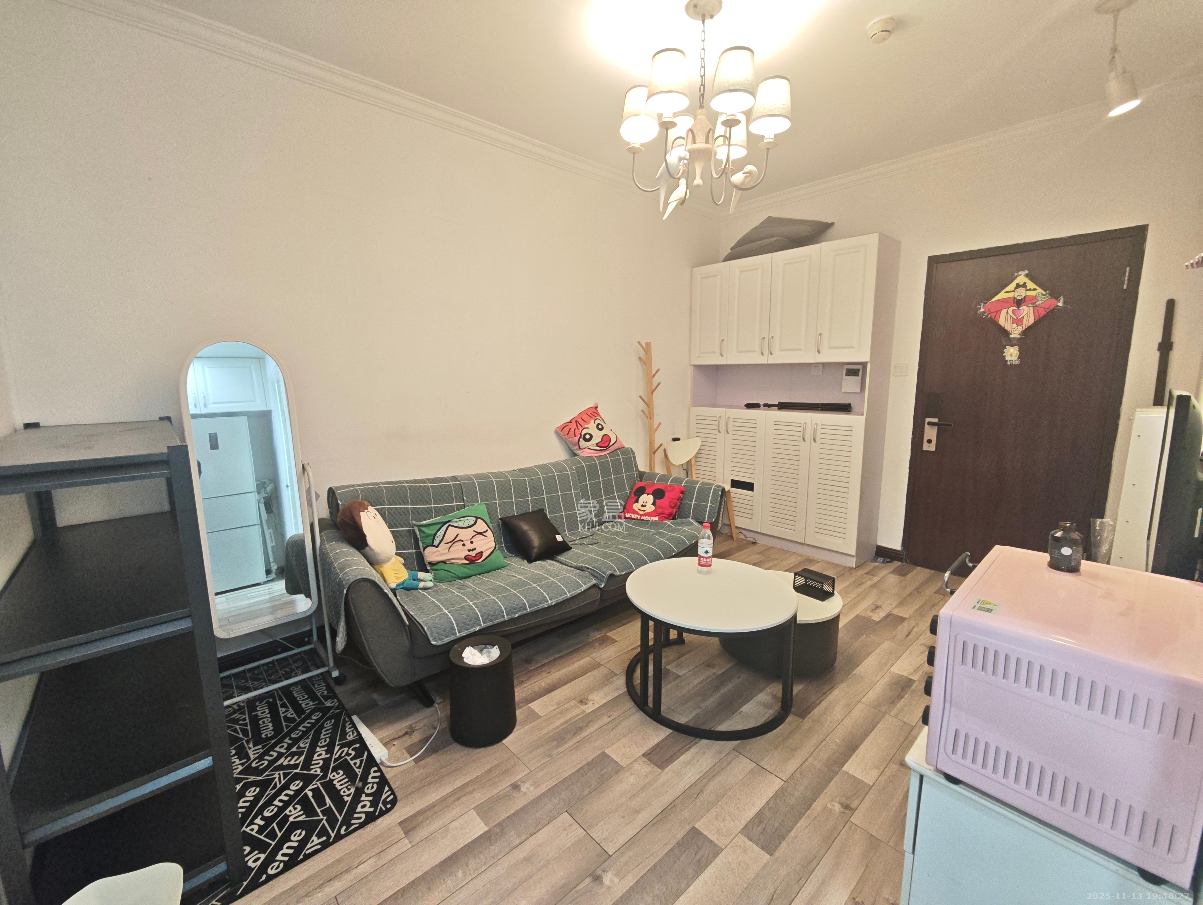 北辰三角洲E3区  1室1厅1卫    2400.0元/月