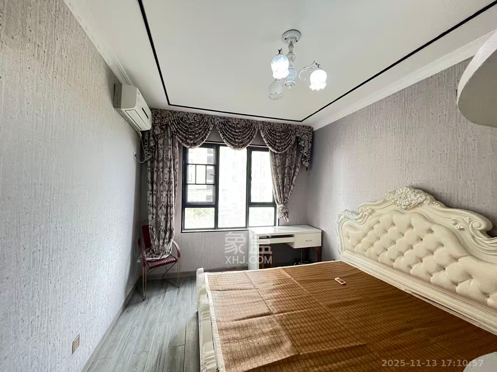 东合新苑  3室1厅1卫    2400.0元/月室内图