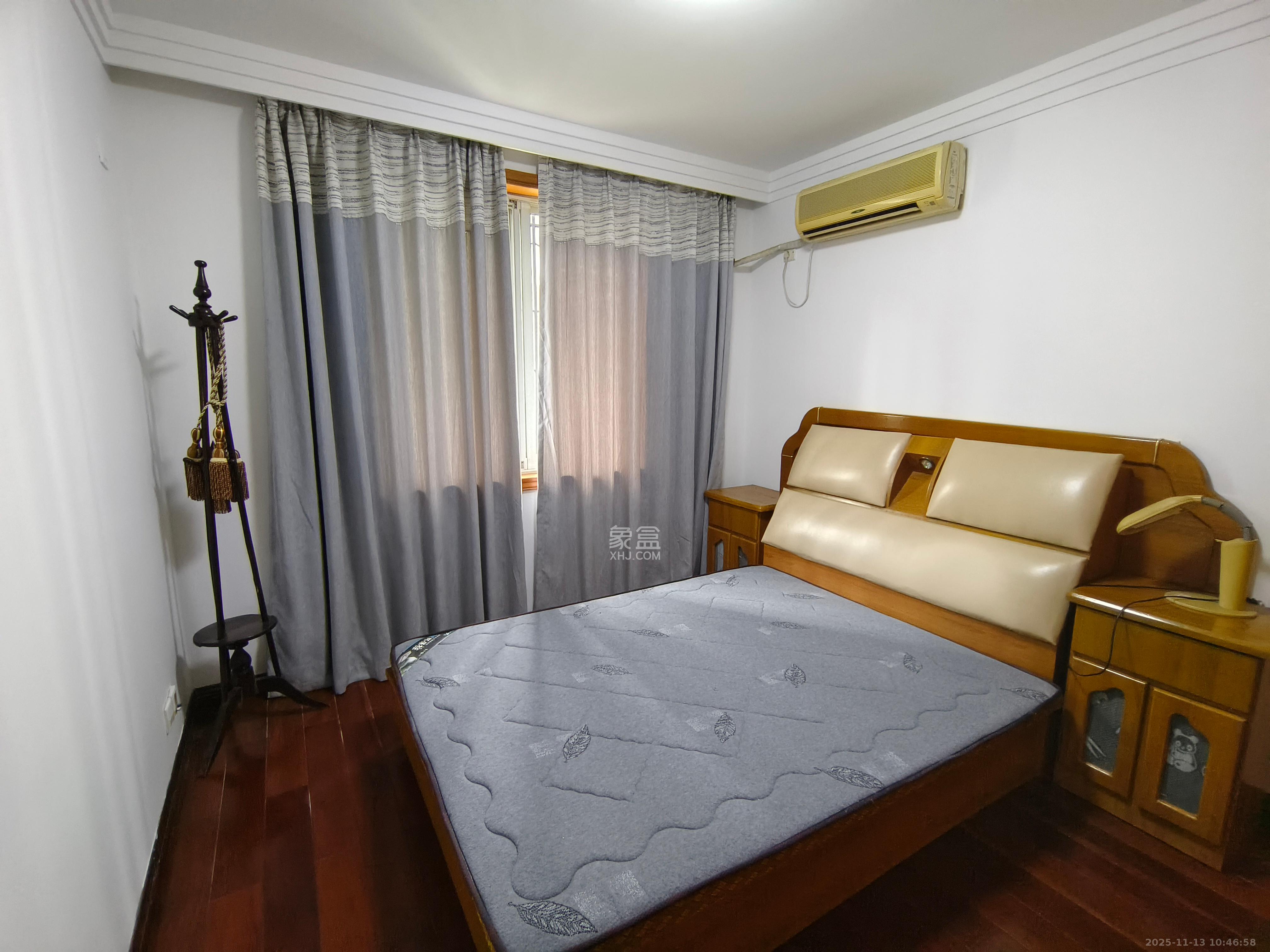 丰园（中山小区）  3室2厅2卫    2100.0元/月室内图