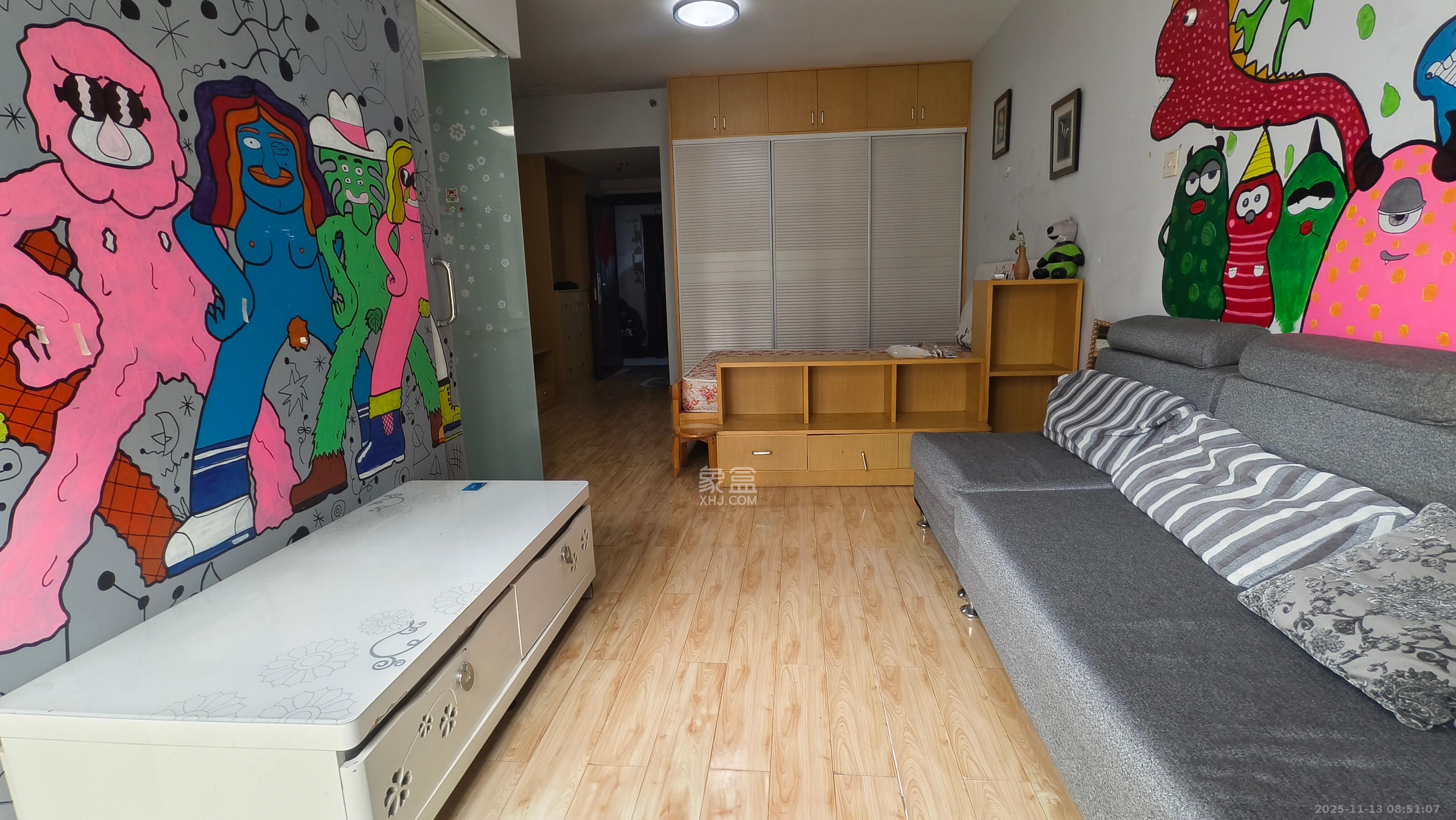 时代星城  1室1厅1卫    900.0元/月室内图