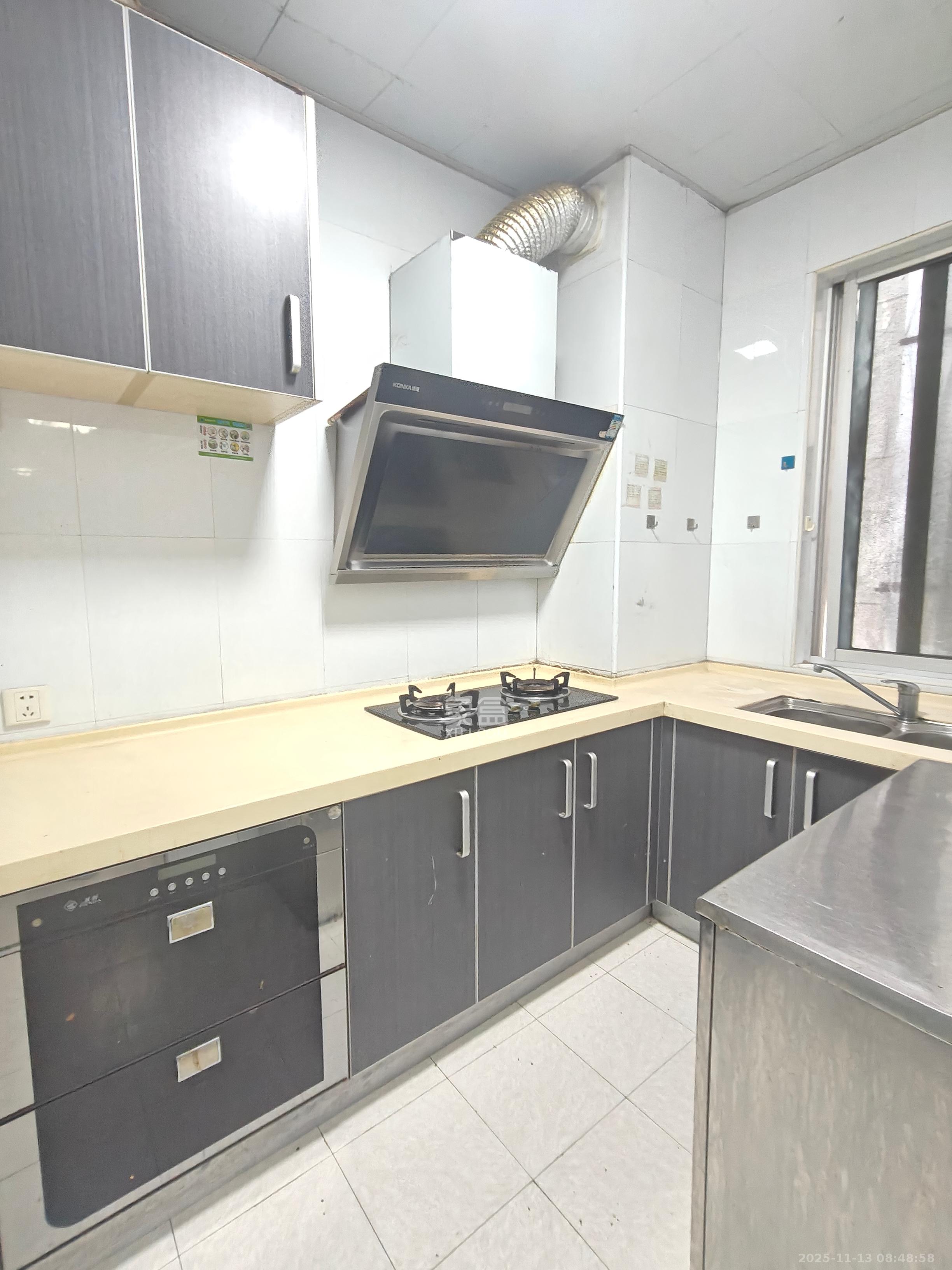 省委四区宿舍 2室2厅1卫 2400.0元/月 省委四区宿舍 2室2厅1卫 2400.0元/月室内图