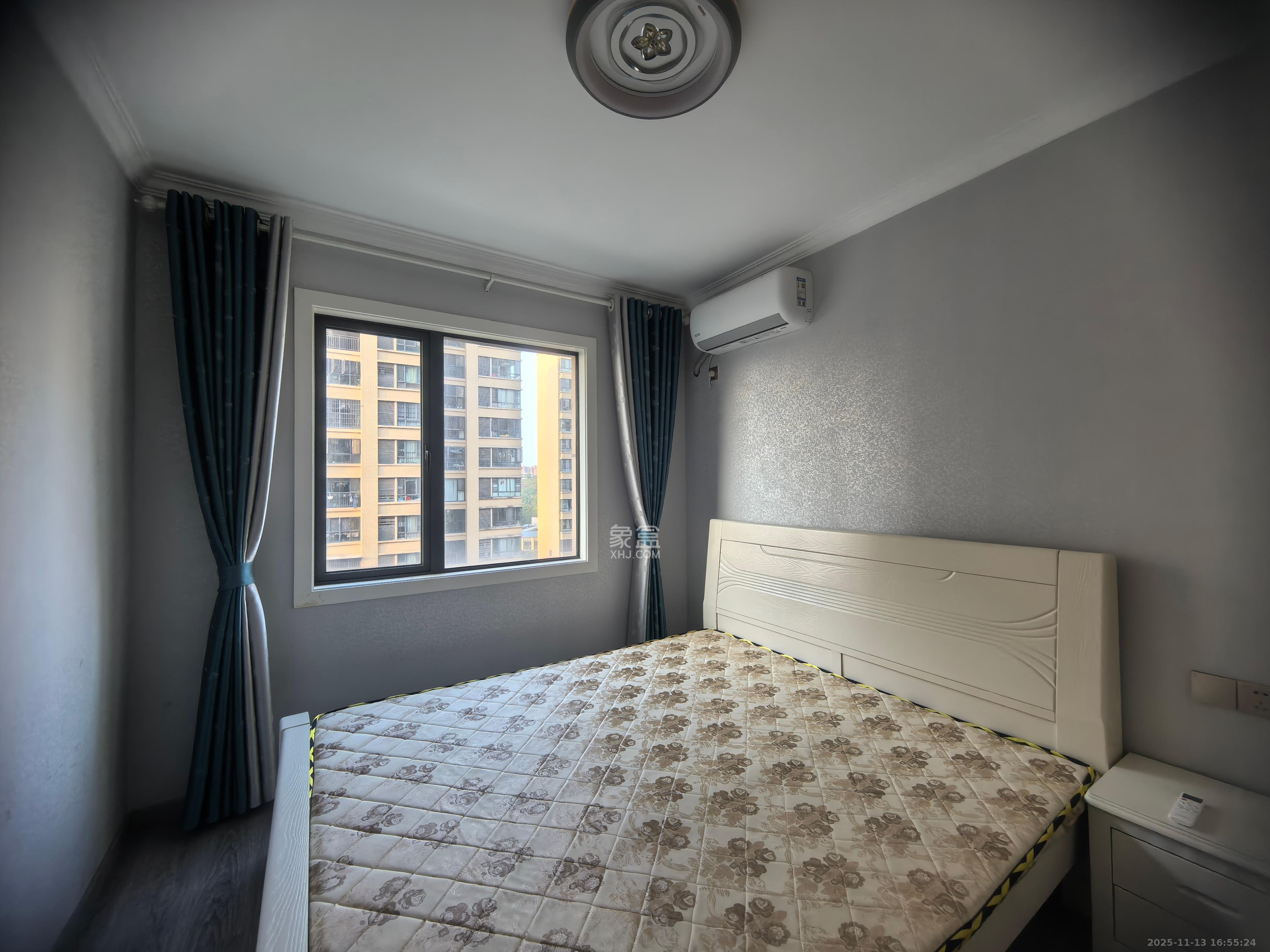 卢浮原著 3室2厅2卫 2200.0元/月 卢浮原著 3室2厅2卫 2200.0元/月室内图