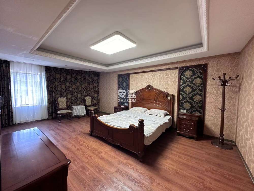 碧玉花园别墅  5室3厅4卫    298.0万室内图