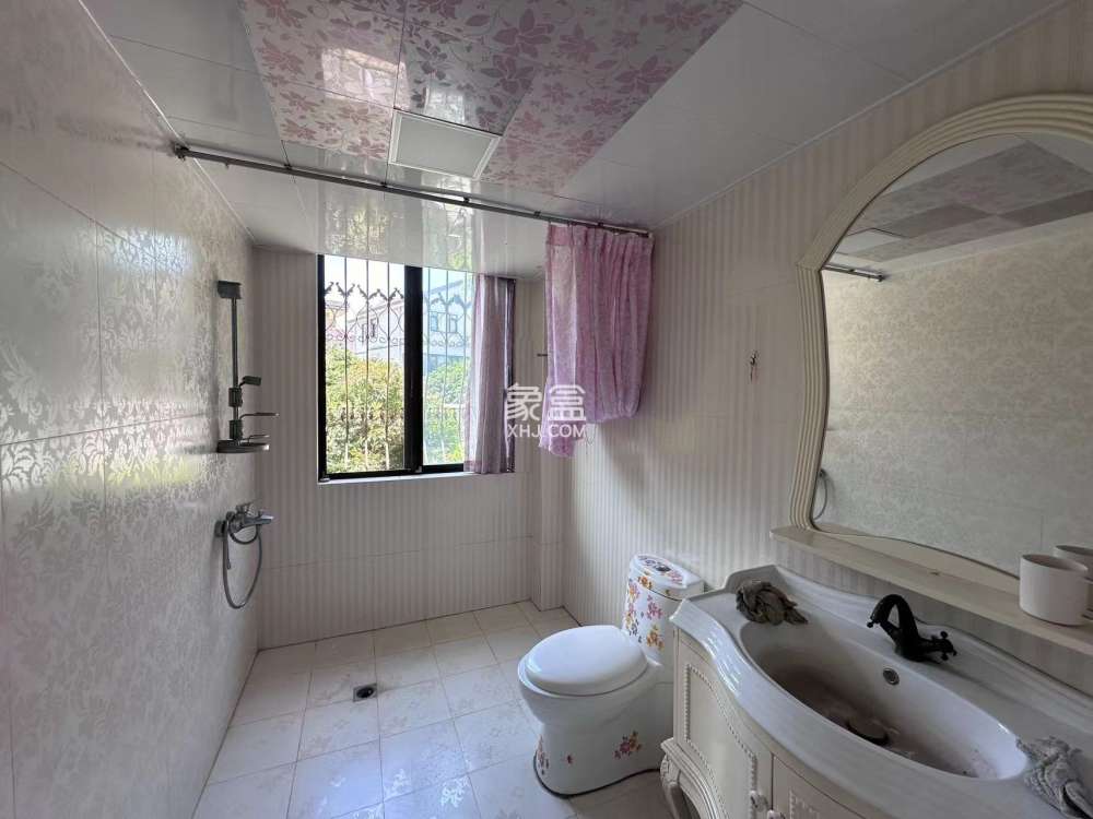 碧玉花园别墅  5室3厅4卫    298.0万室内图