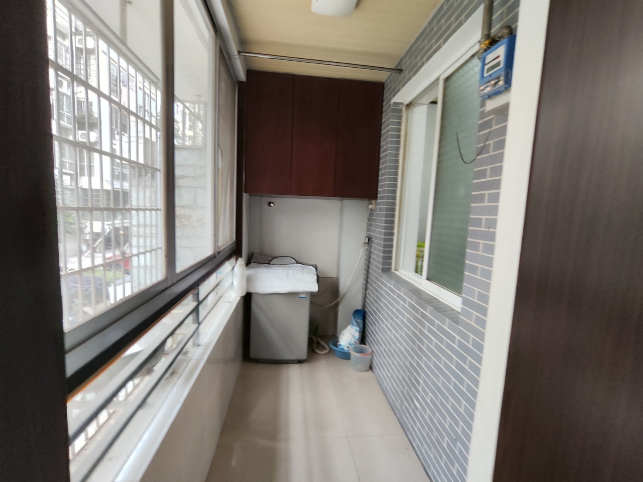 江岸人家 3室2厅1卫 45.0万 江岸人家 3室2厅1卫 45.0万室内图