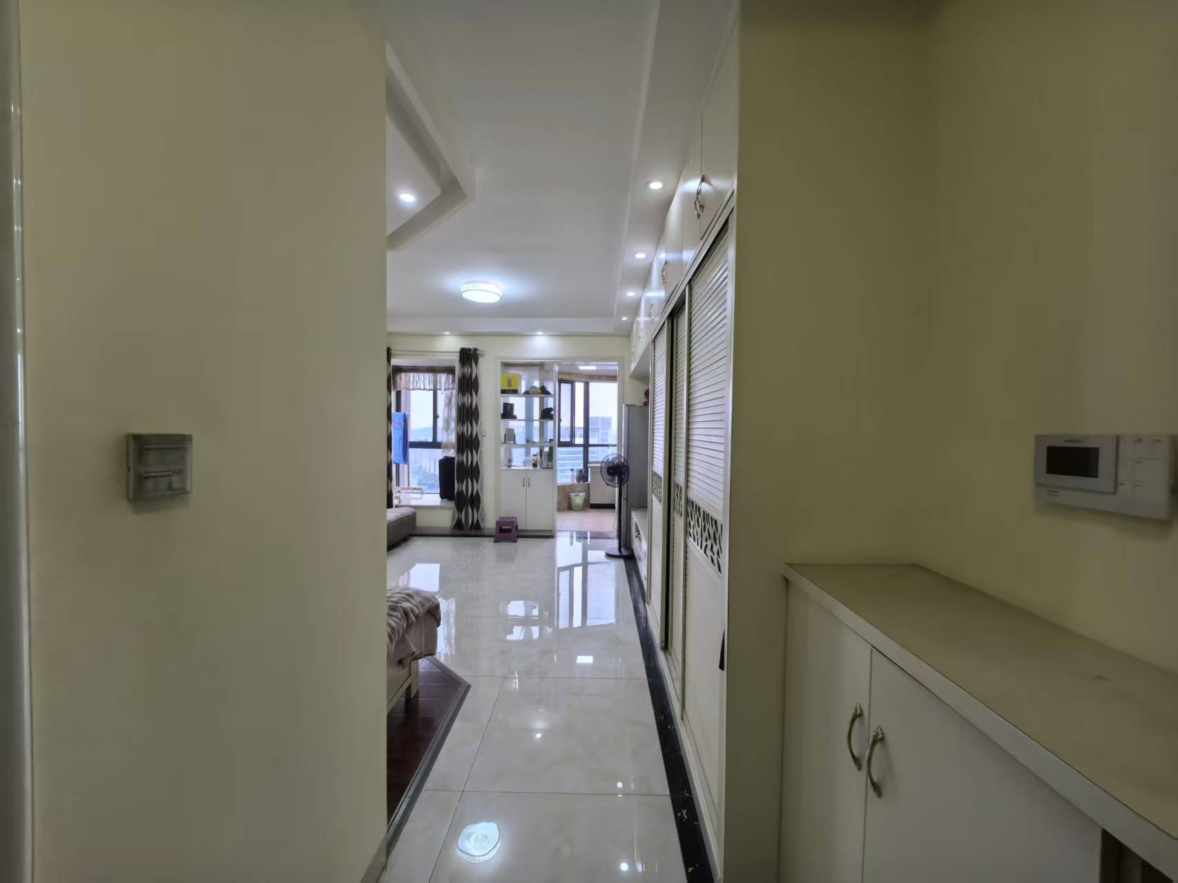 东鼎紫园  1室1厅1卫    23.8万室内图