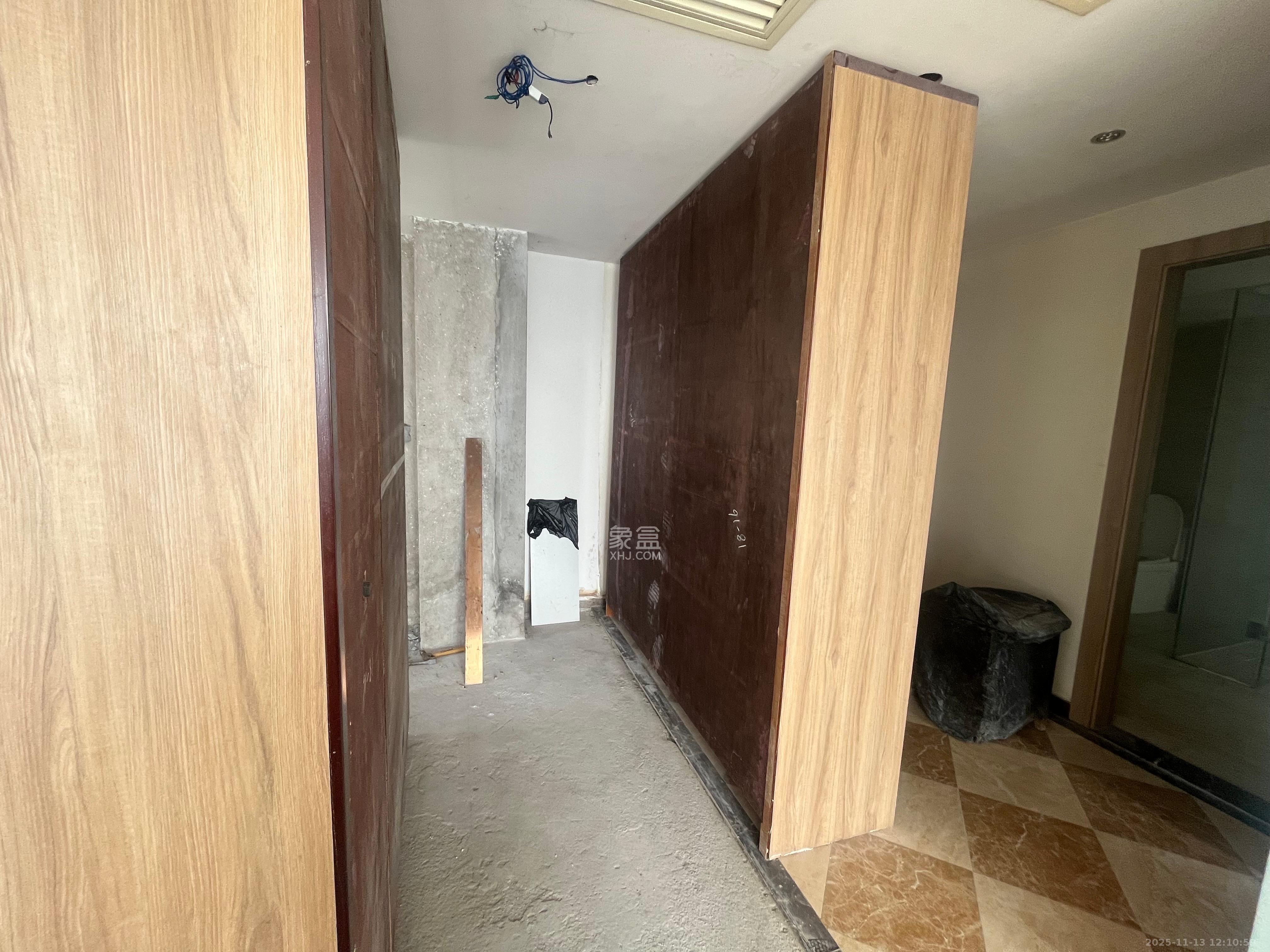 嘉汇公馆  1室0厅0卫    2200.0元/月室内图