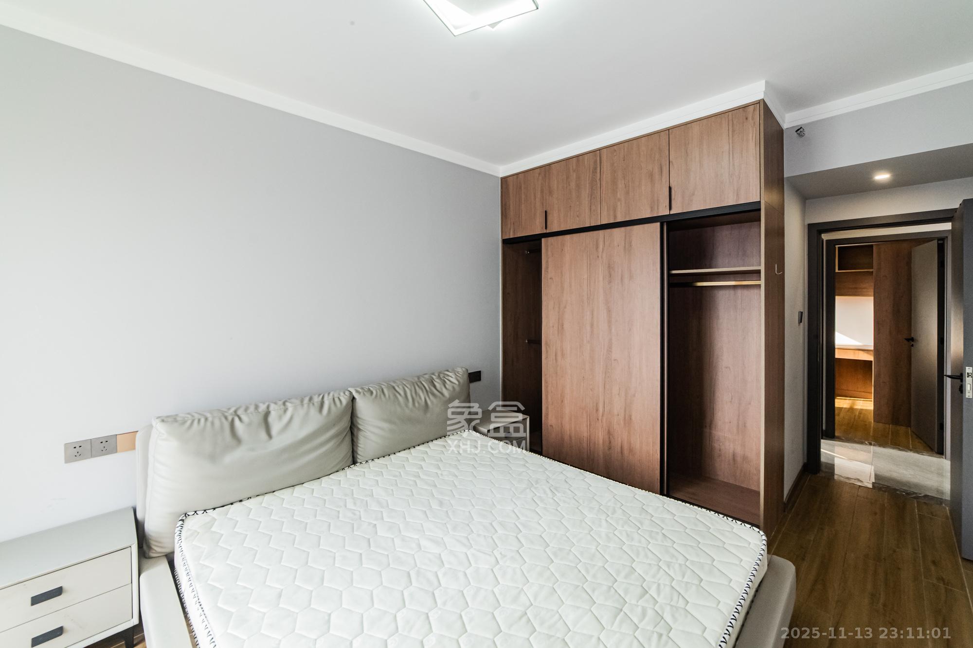 北辰三角洲C3区  3室2厅1卫    150.0万卧室