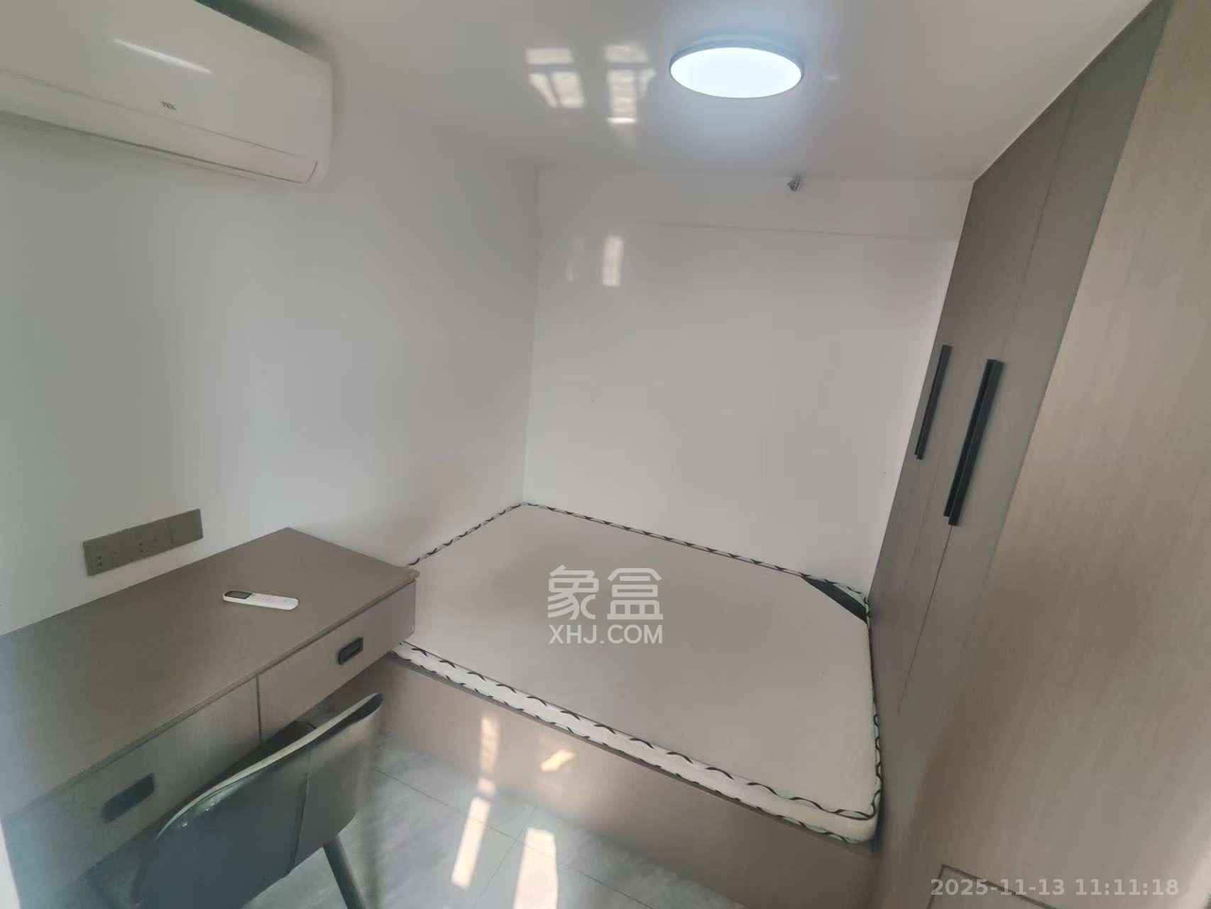 万科金色梦想B区  3室2厅2卫    2800.0元/月室内图