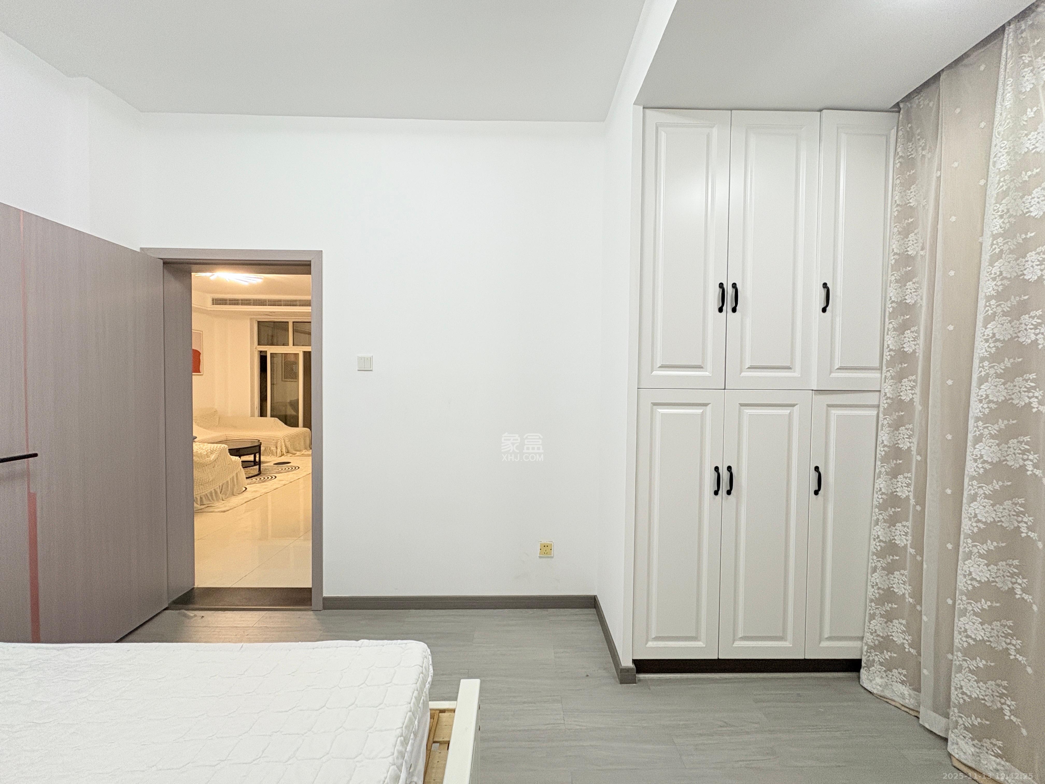 星城国际  2室2厅1卫    1700.0元/月室内图