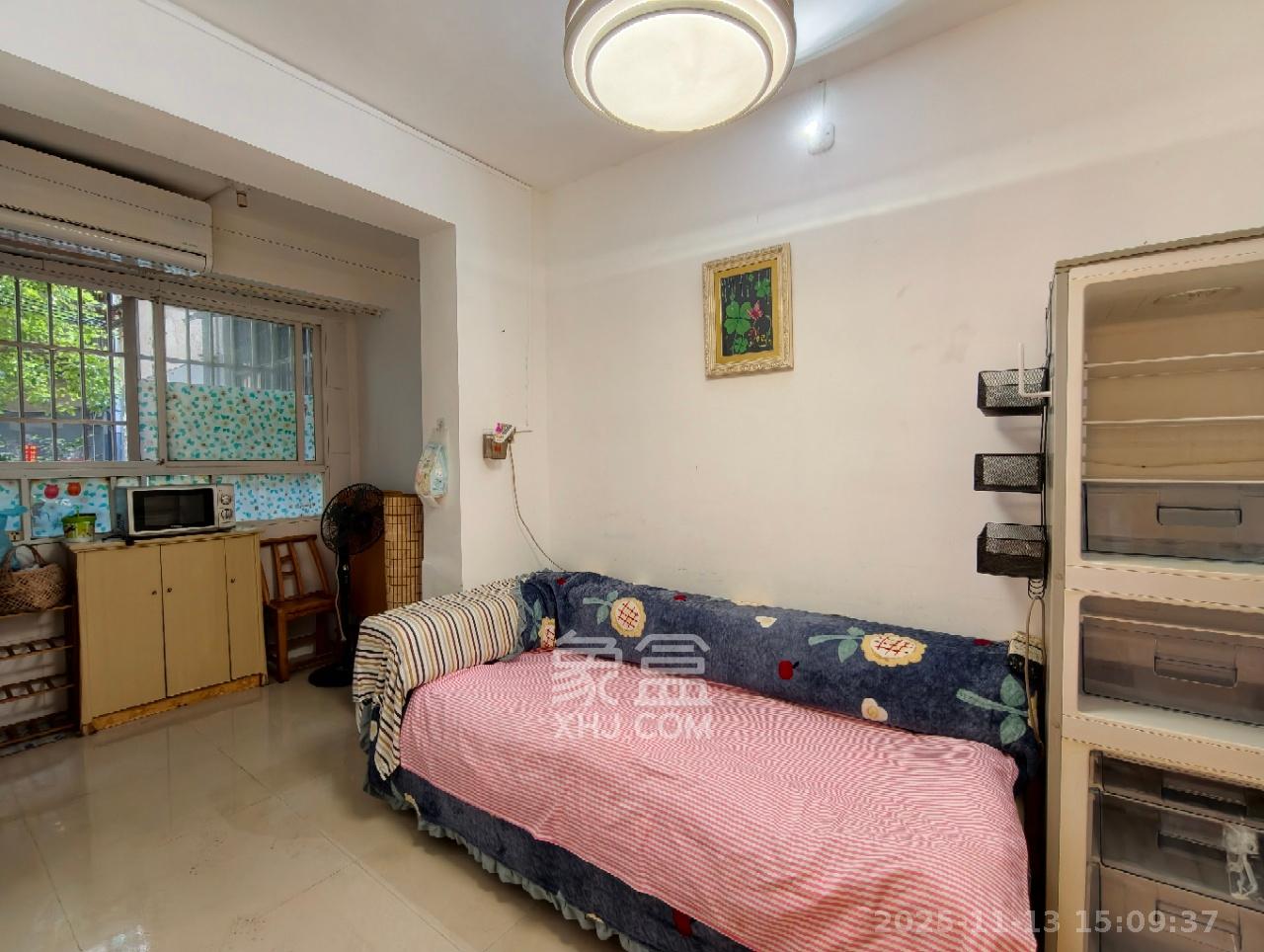 富雅坪社区(红墙巷) 1室0厅0卫 1500.0元/月 富雅坪社区(红墙巷) 1室0厅0卫 1500.0元/月室内图