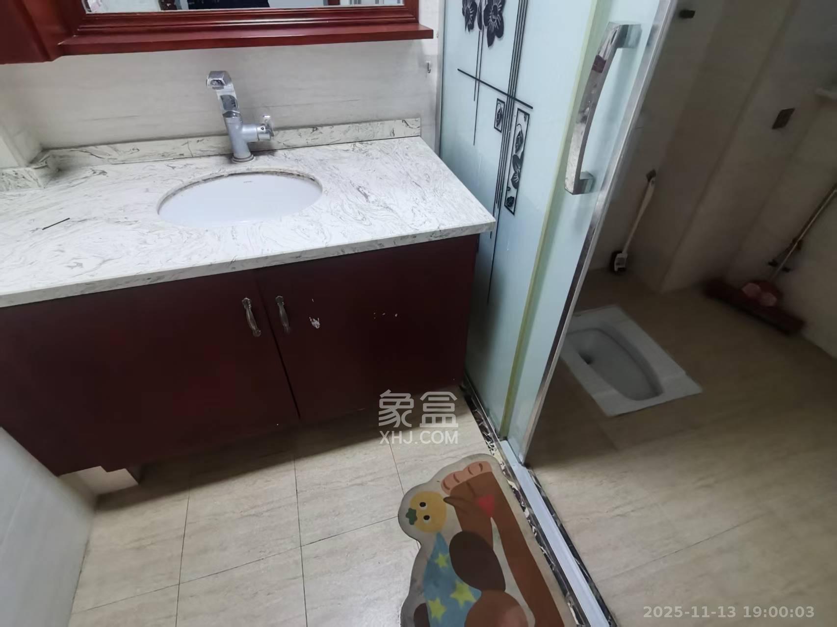 旺景园 4室2厅2卫 2300.0元/月 旺景园 4室2厅2卫 2300.0元/月室内图