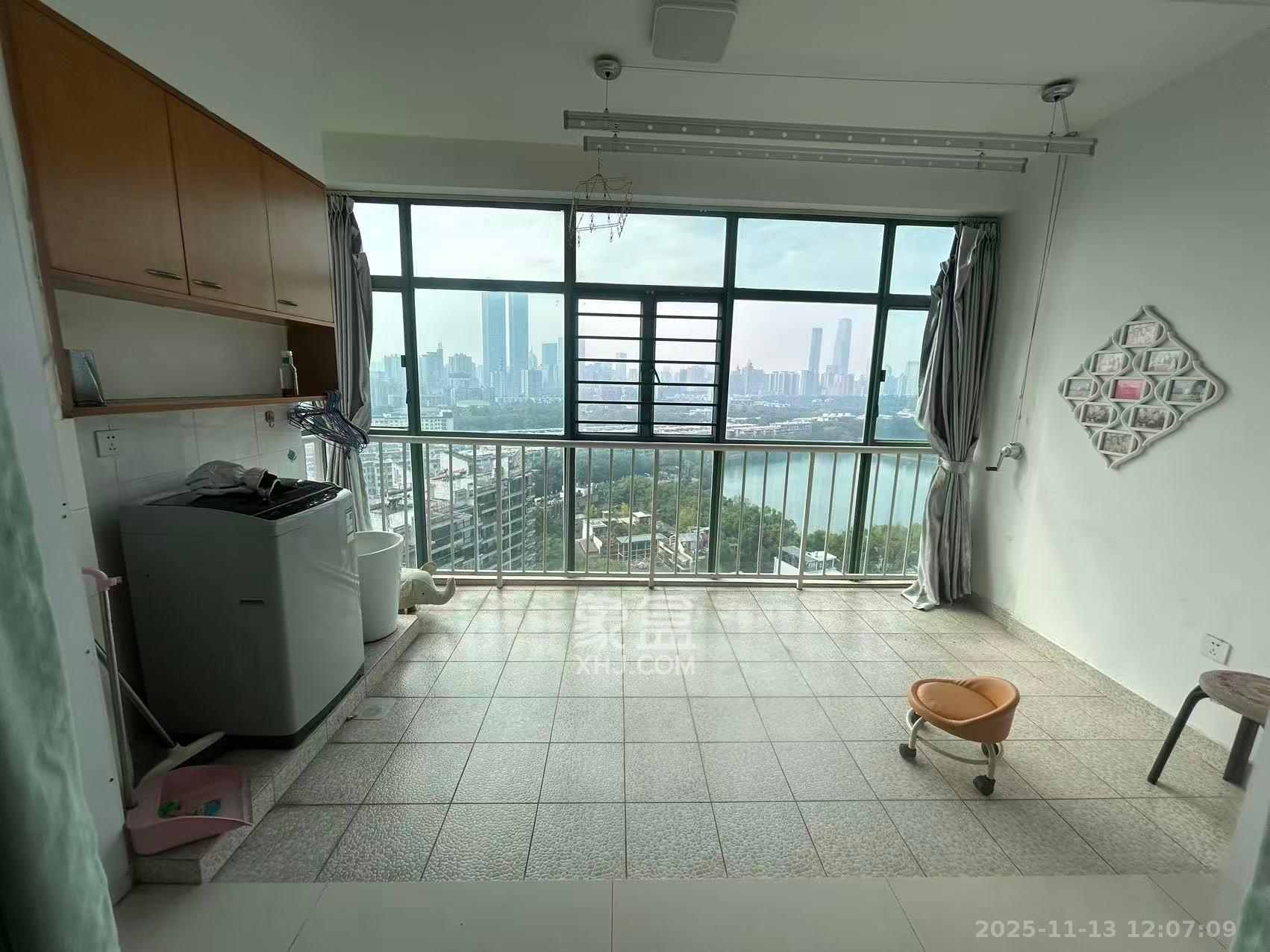 梦泽园 4室2厅2卫 3800.0元/月 梦泽园 4室2厅2卫 3800.0元/月室内图