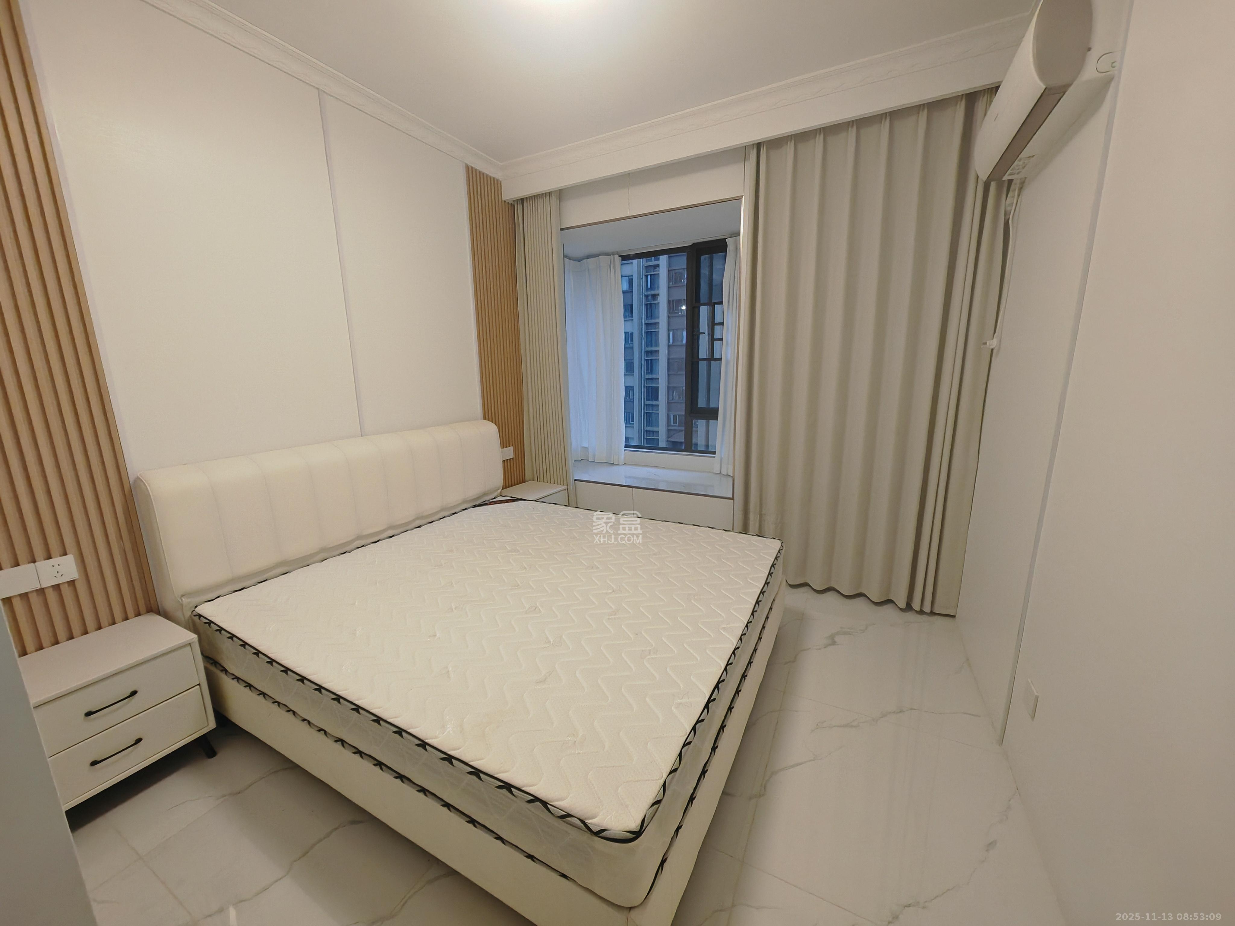 阳光城尚东湾青云苑  2室1厅1卫    2400.0元/月室内图