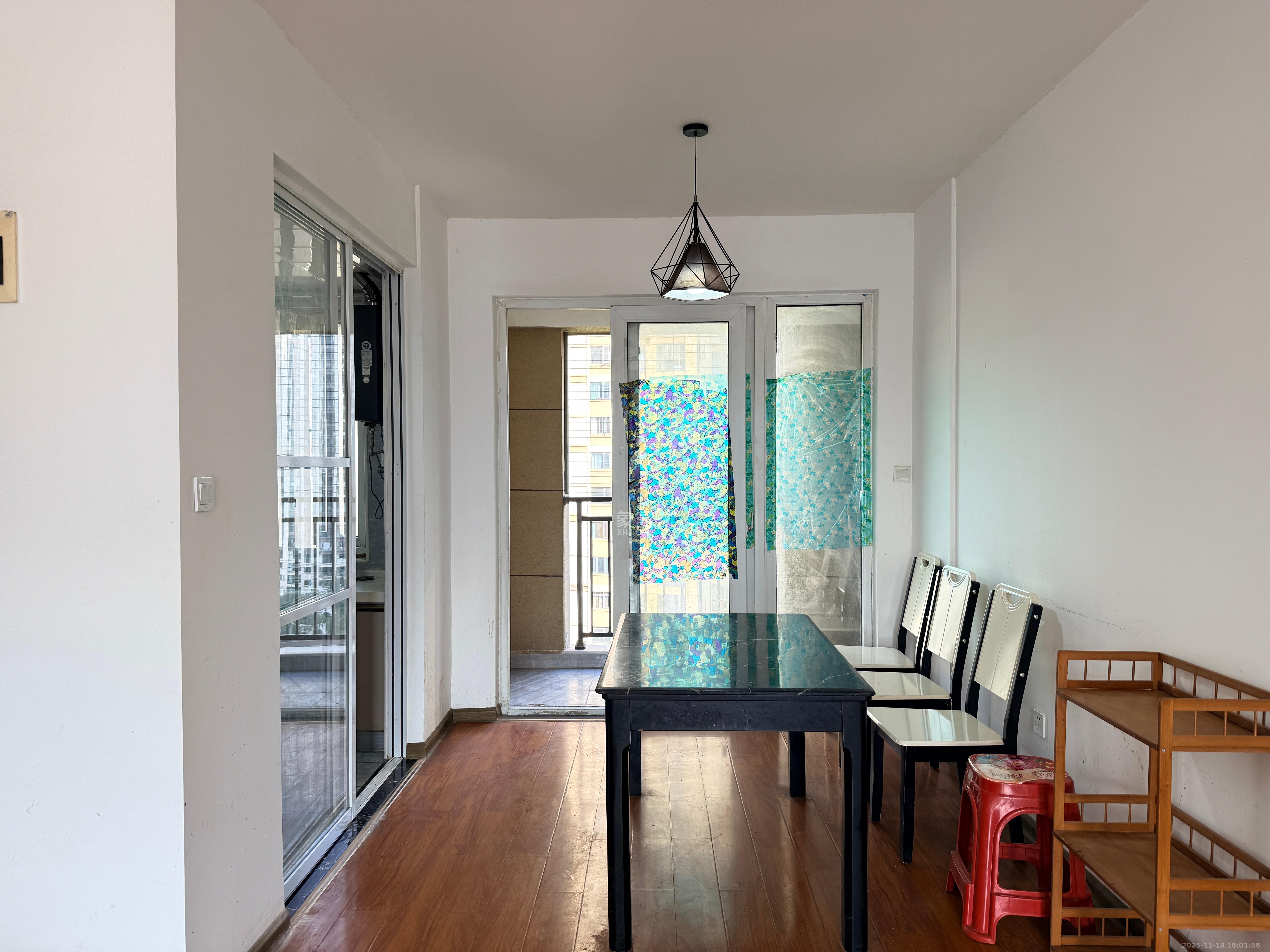 嘉宇银杉（嘉宇西苑）  3室2厅2卫    2100.0元/月室内图