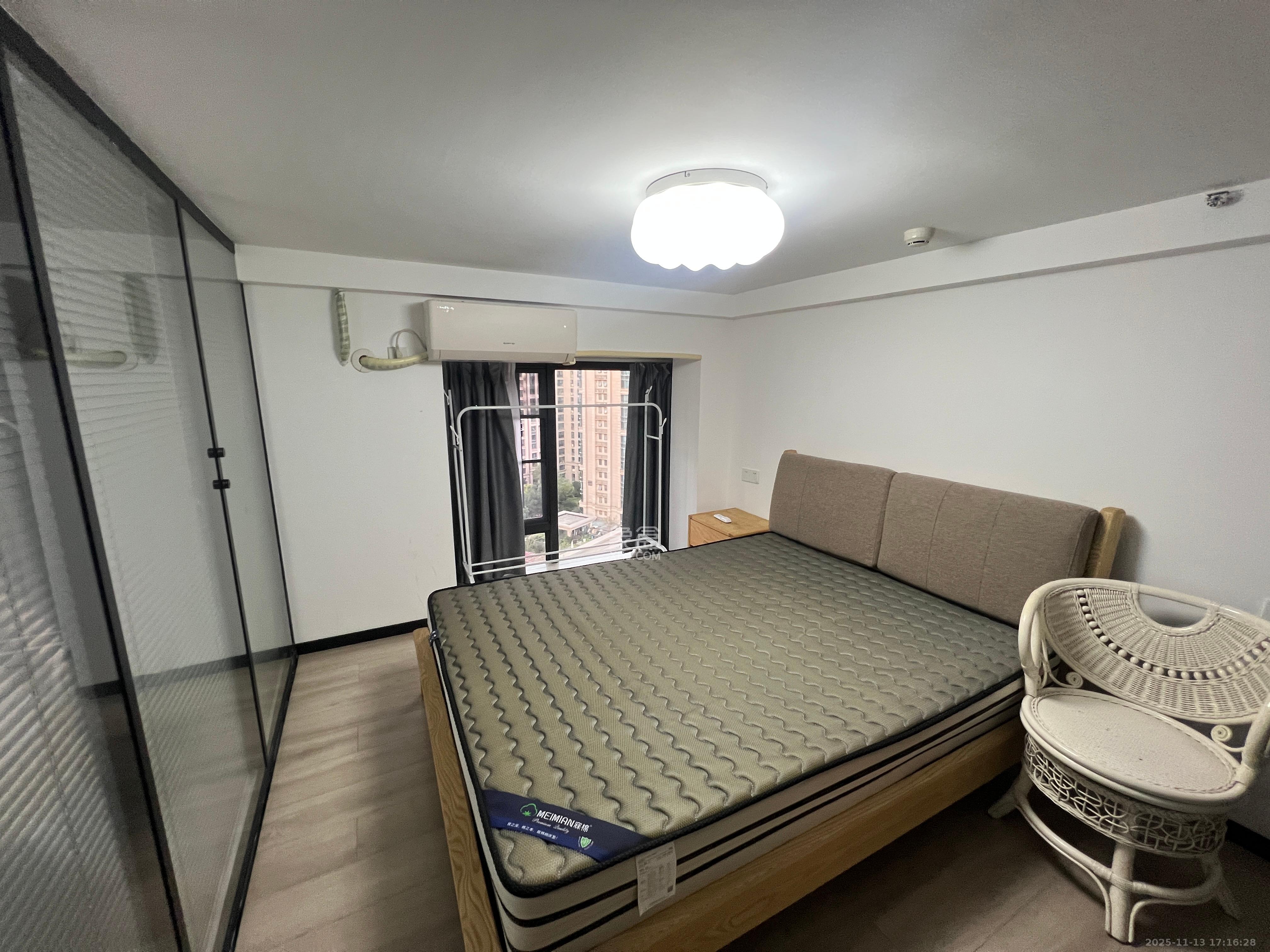 明昇壹城（明昇时代广场）三期  2室2厅1卫    2400.0元/月室内图