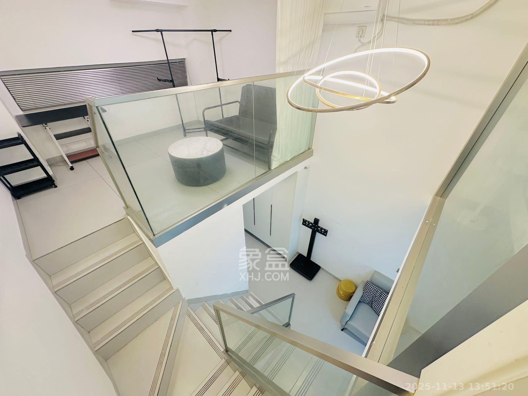 卓越伊景寓 1室0厅0卫 2200.0元/月 卓越伊景寓 1室0厅0卫 2200.0元/月室内图