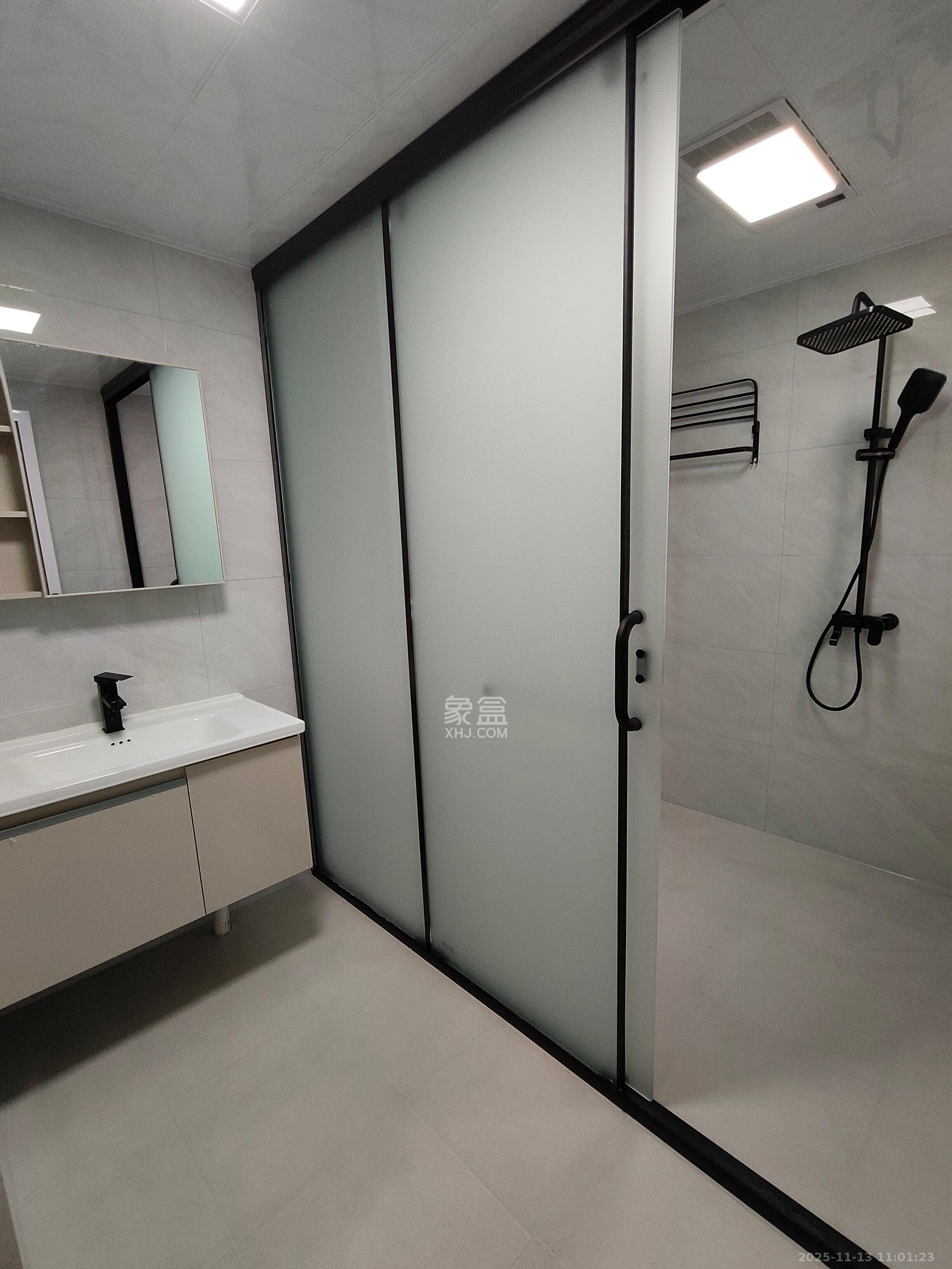 嘉晟康园  3室2厅2卫    4000.0元/月室内图