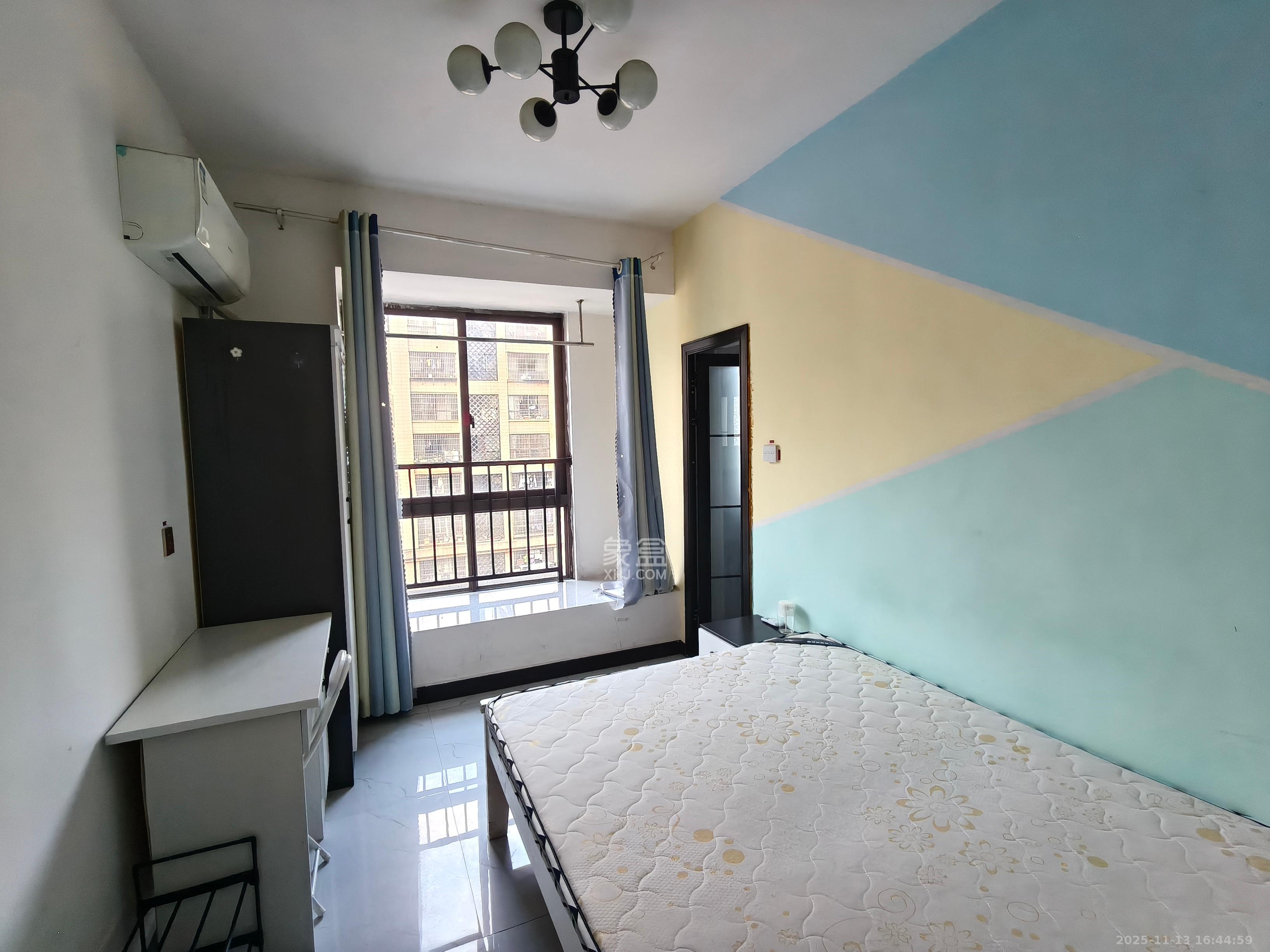 好望谷  1室2厅1卫    800.0元/月室内图