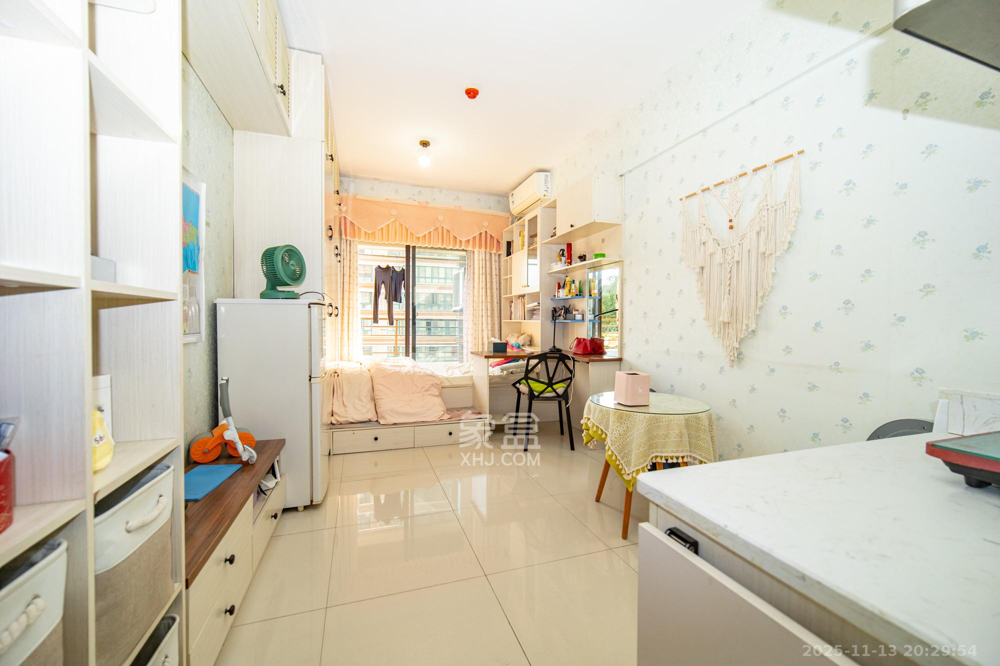 尚都美寓 1室1厅1卫 12.5万 尚都美寓 1室1厅1卫 12.5万客厅