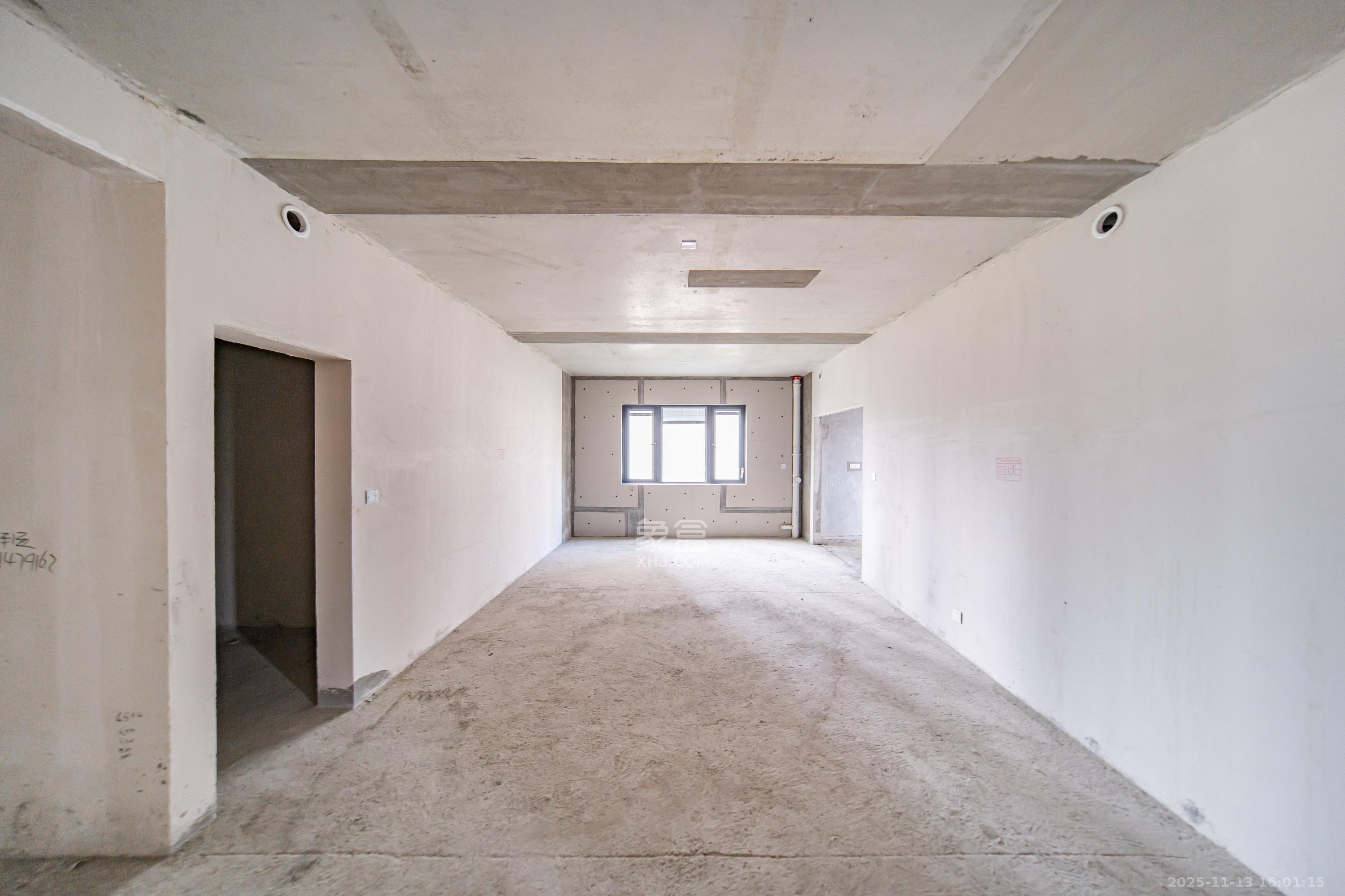 城发恒伟东风映1897 4室2厅2卫 340.0万 城发恒伟东风映1897 4室2厅2卫 340.0万其他