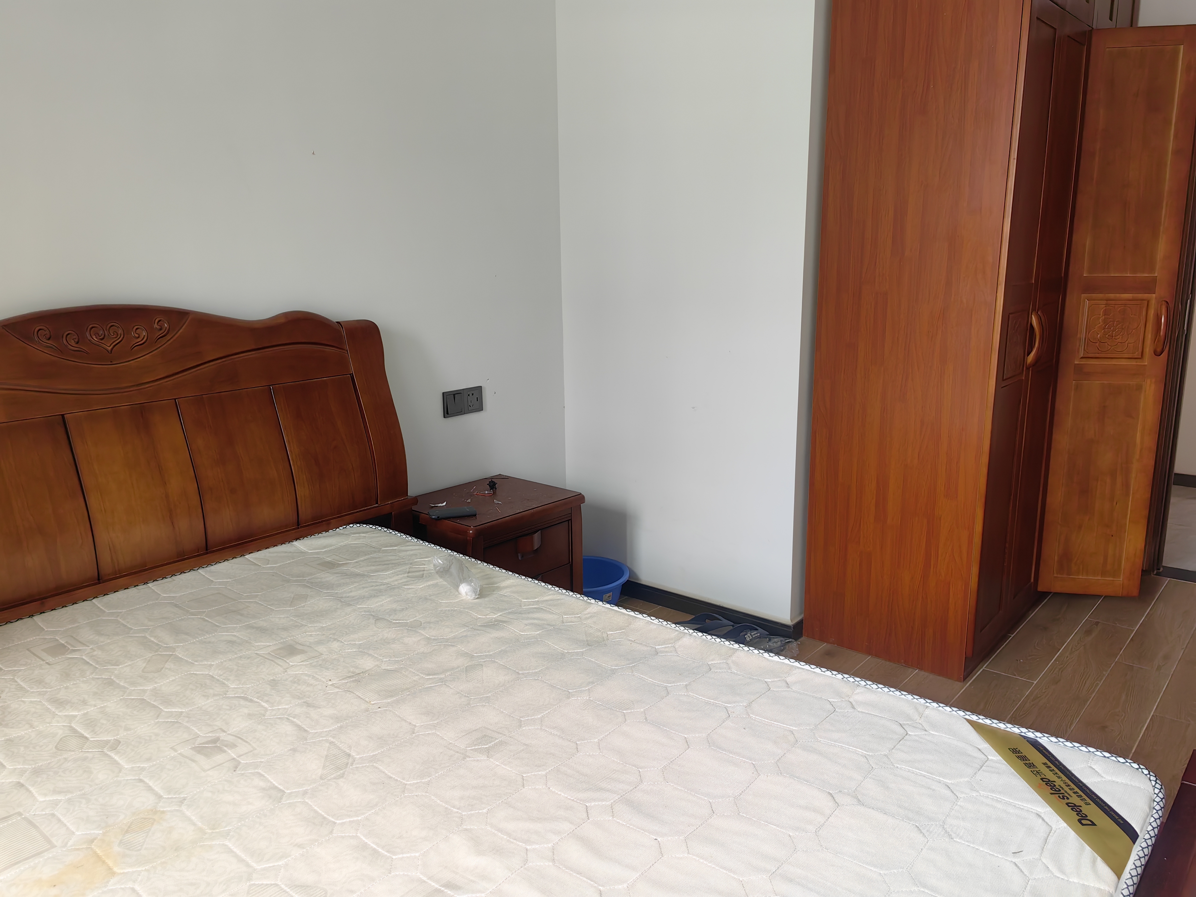 海航豪庭南苑 4室2厅2卫 5800.0元/月 海航豪庭南苑 4室2厅2卫 5800.0元/月室内图