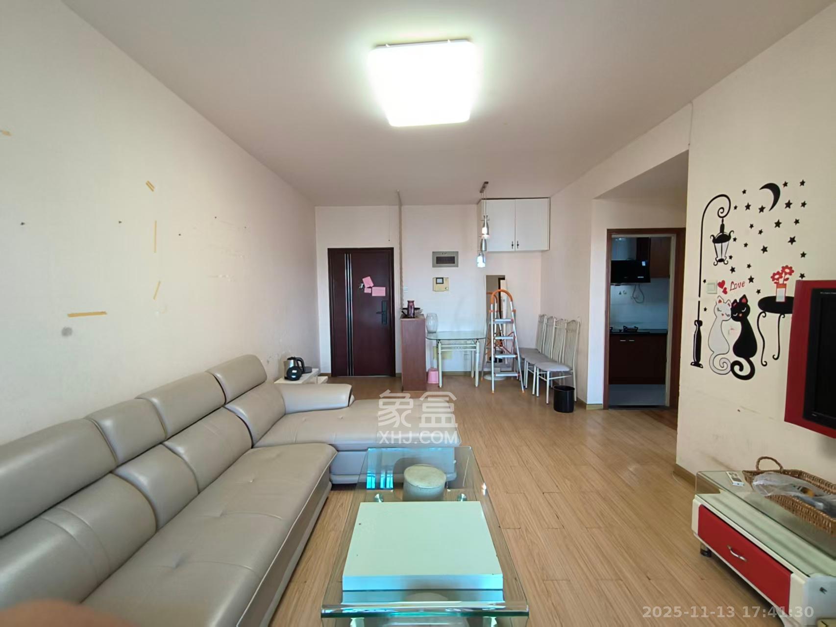 湘域中央 2室1厅1卫 2500.0元/月 湘域中央 2室1厅1卫 2500.0元/月室内图