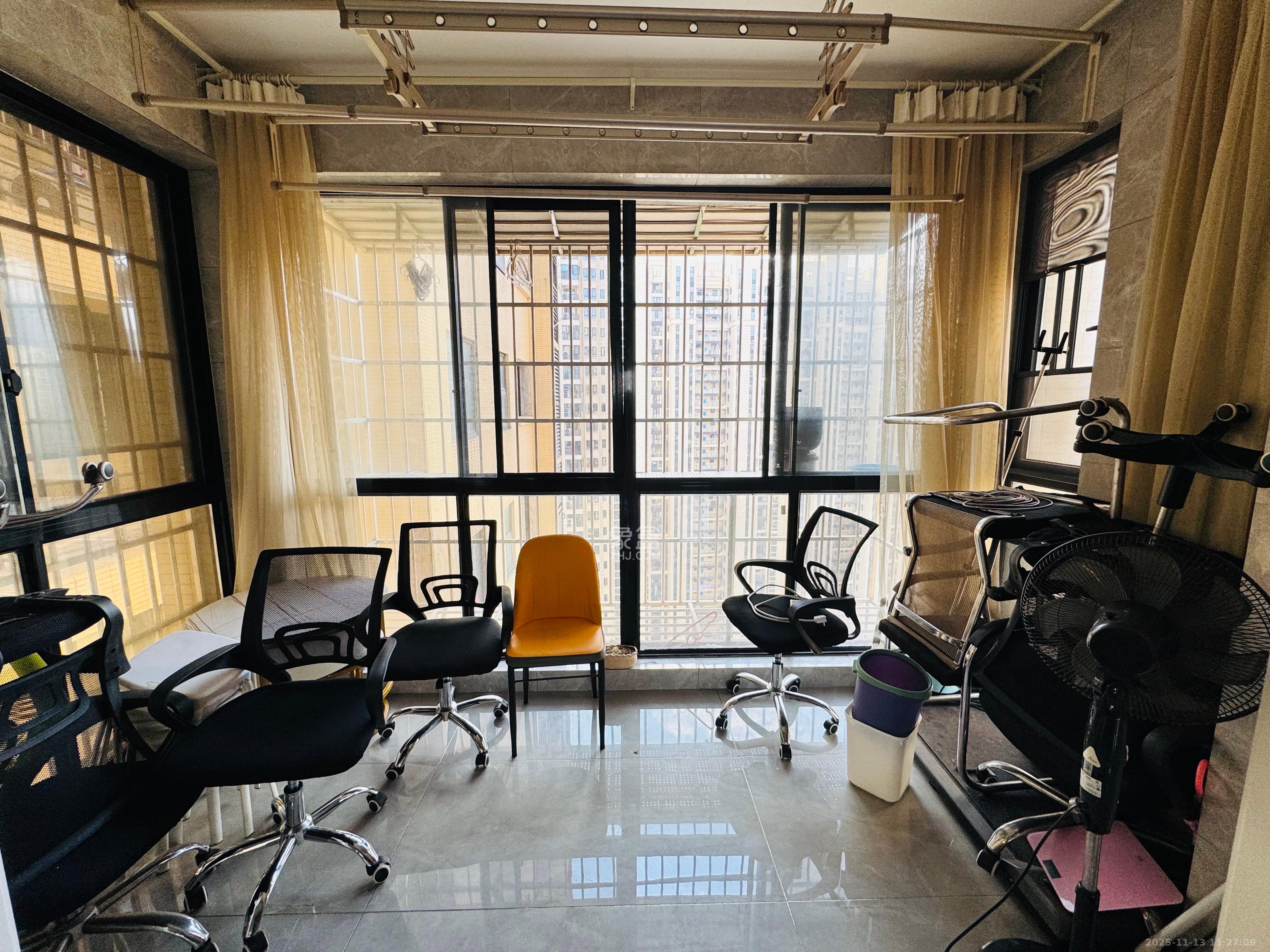 乾城(兴旺乾城) 4室2厅2卫 3600.0元/月 乾城(兴旺乾城) 4室2厅2卫 3600.0元/月室内图