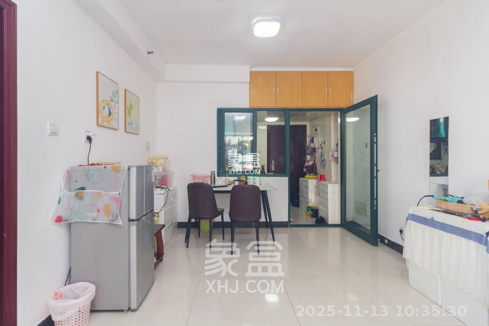 华天LOHO小镇  2室2厅1卫    1200.0元/月室内图